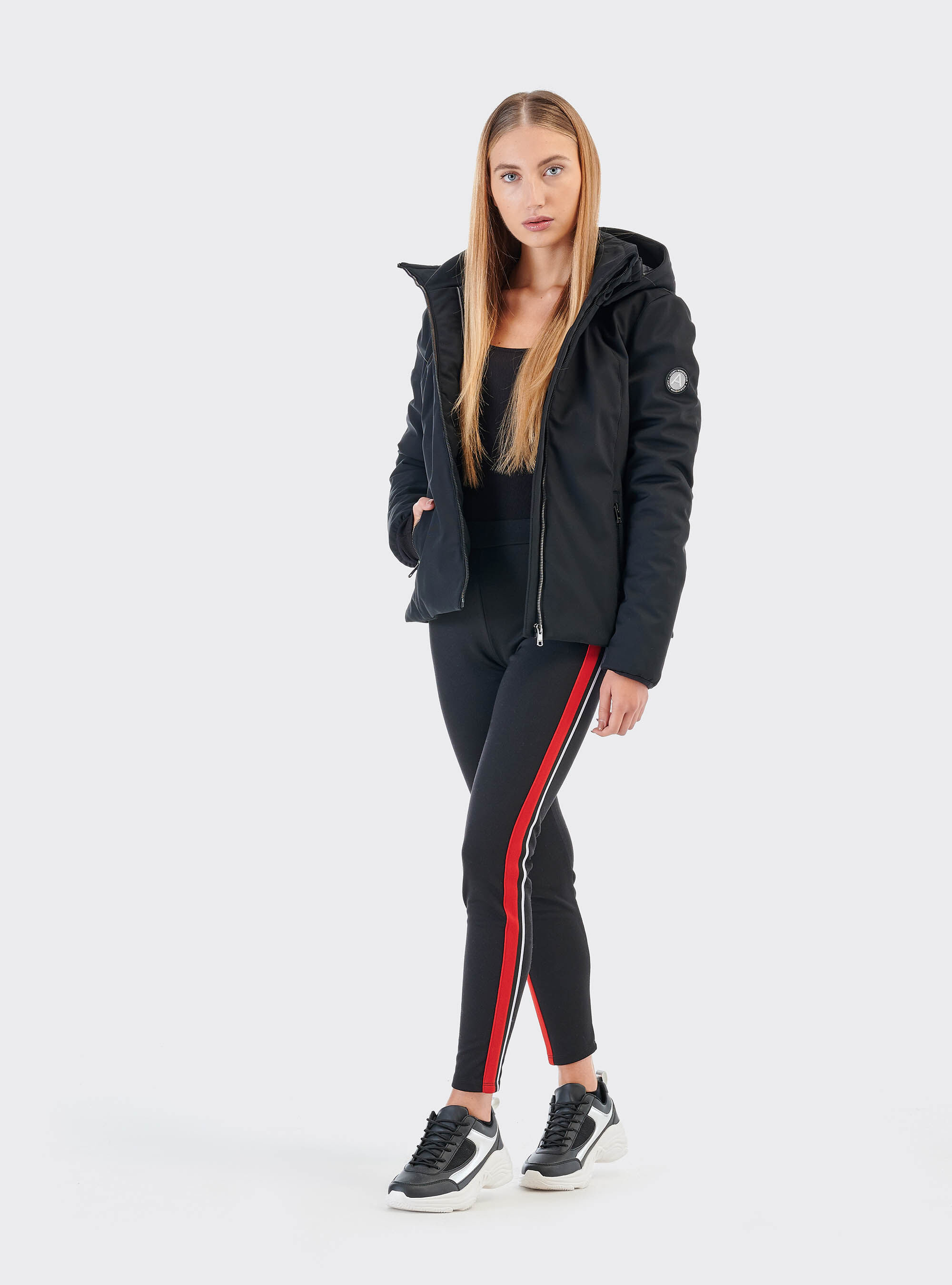 Veste en tissu technique avec capuche, C101 BLACK