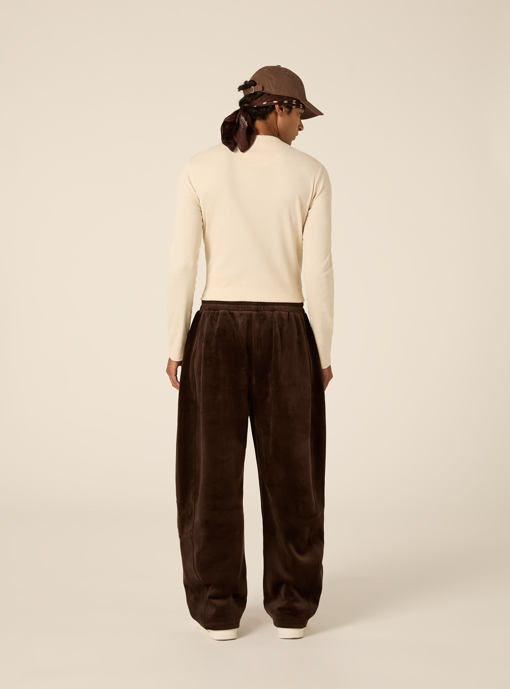 Pantalone in velluto a coste barrel fit, BR1 BROWN DARK