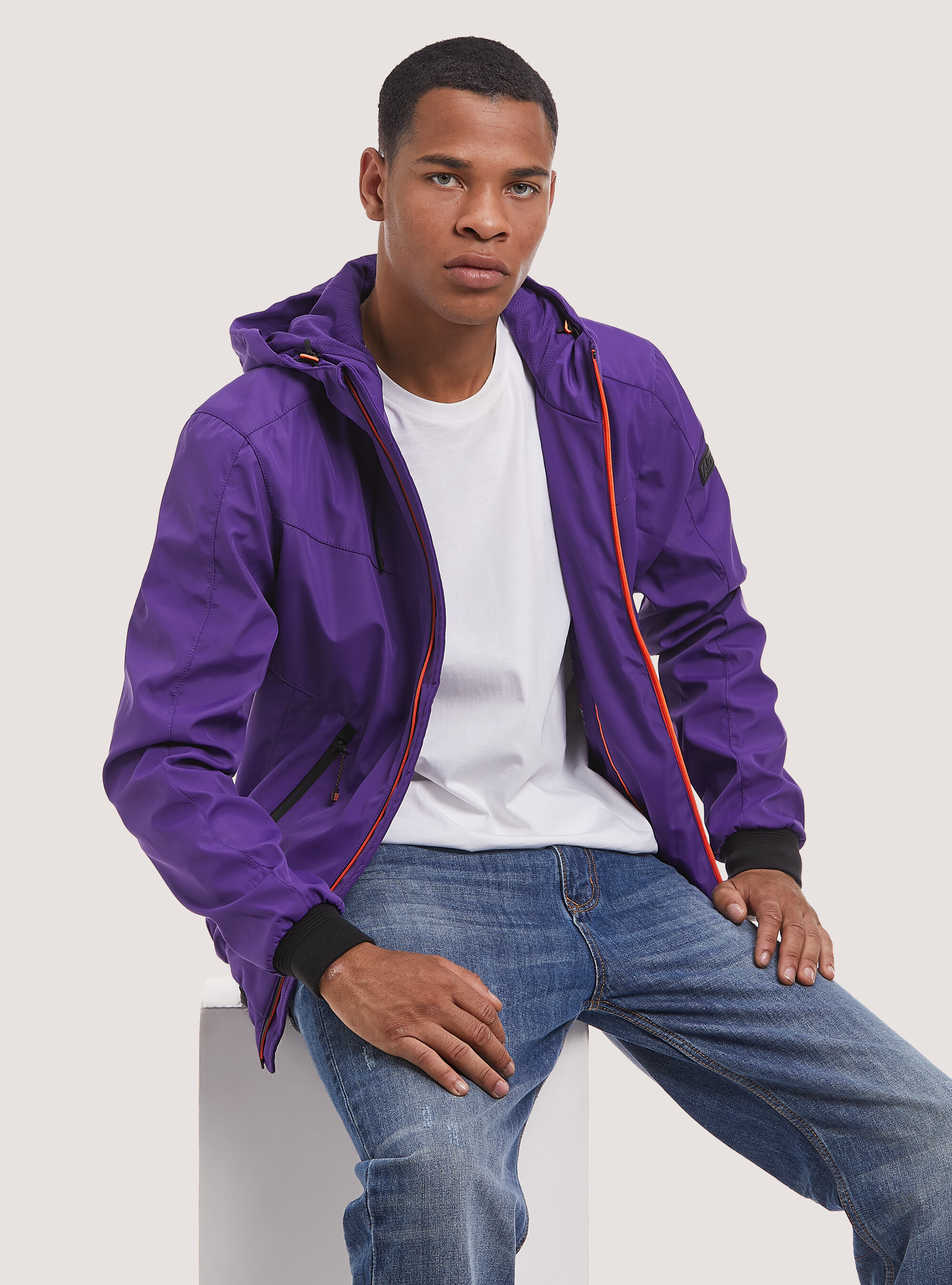Windproof hooded bomber jacket