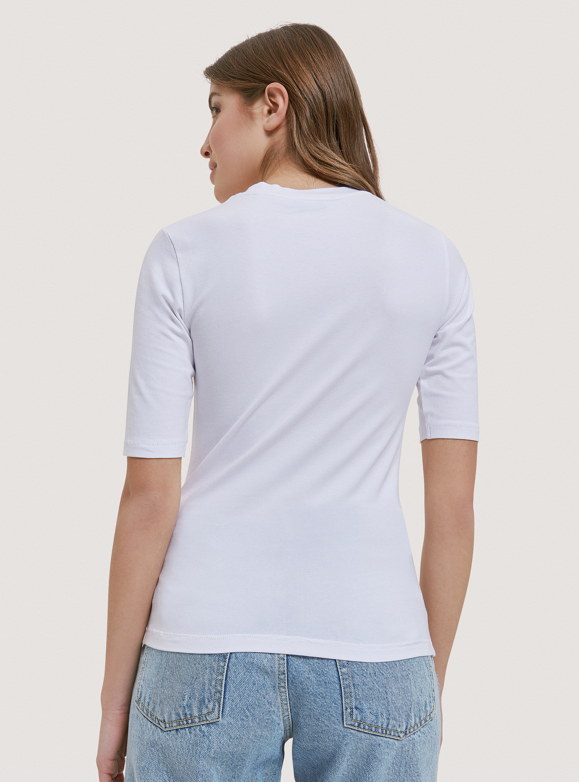 Maglietta slim fit sales