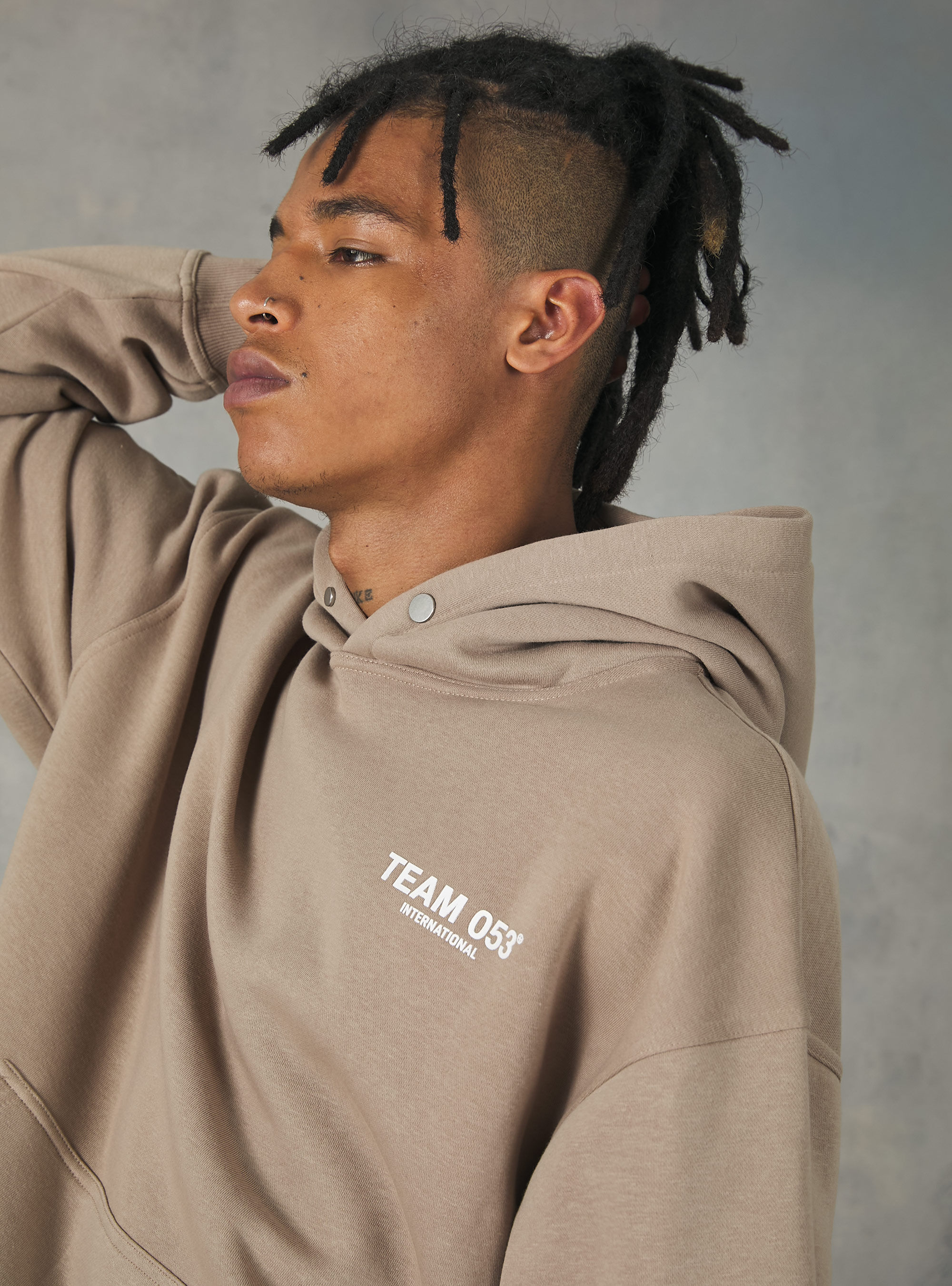 Sweatshirt with Team 053 print, BG1 BEIGE DARK