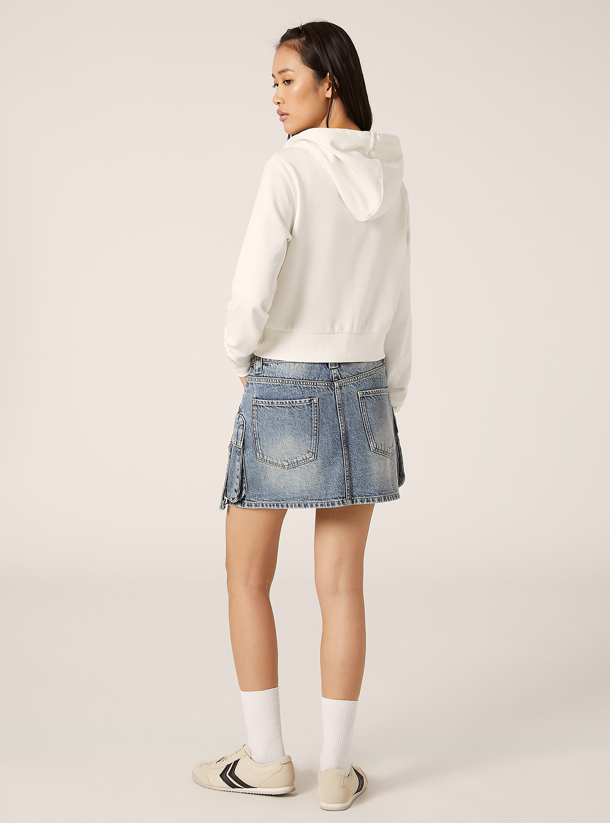 Cropped sweatshirt with zip and hood | Alcott | Women's