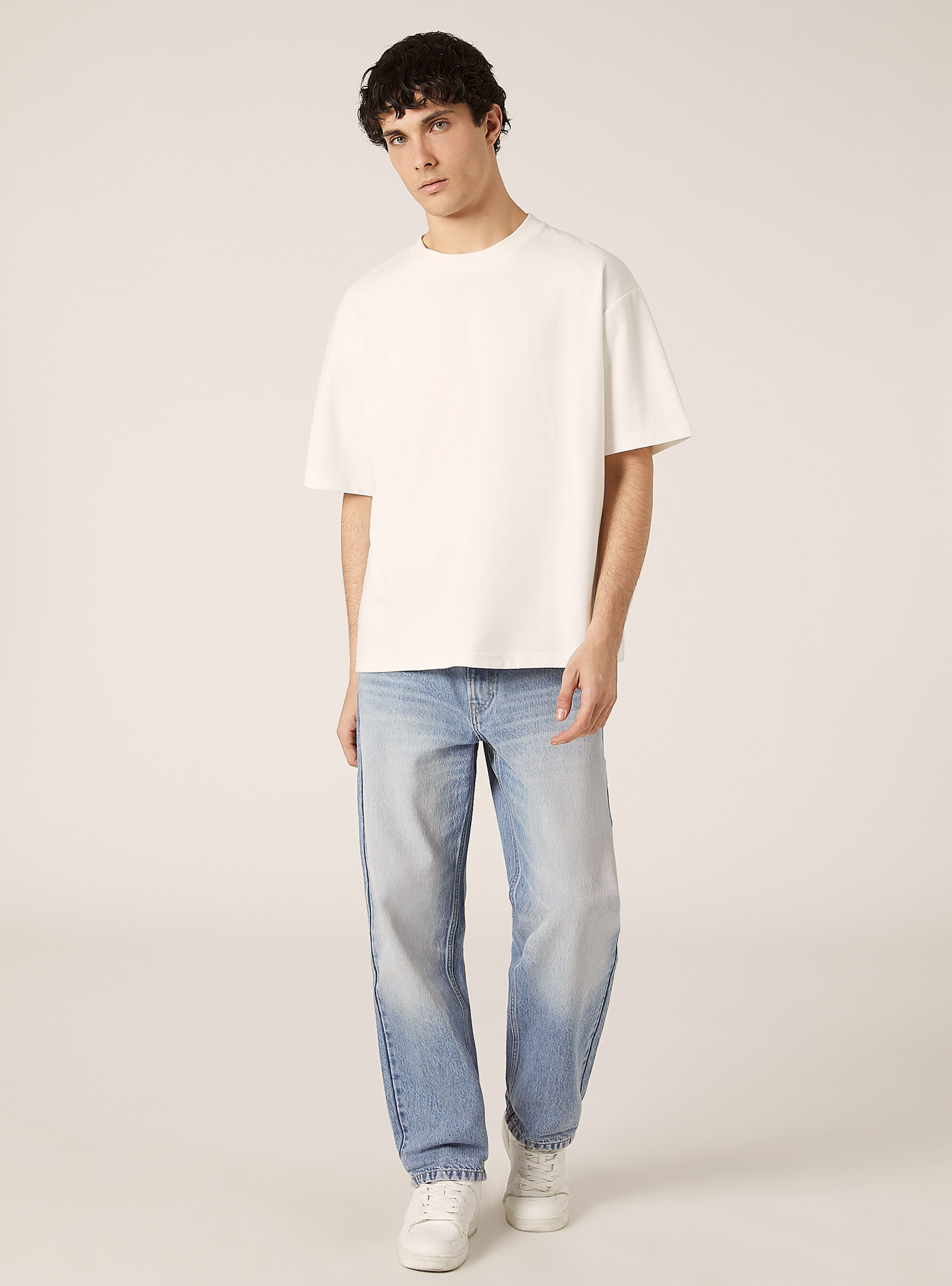 Jeans coupe fusel&eacute;e