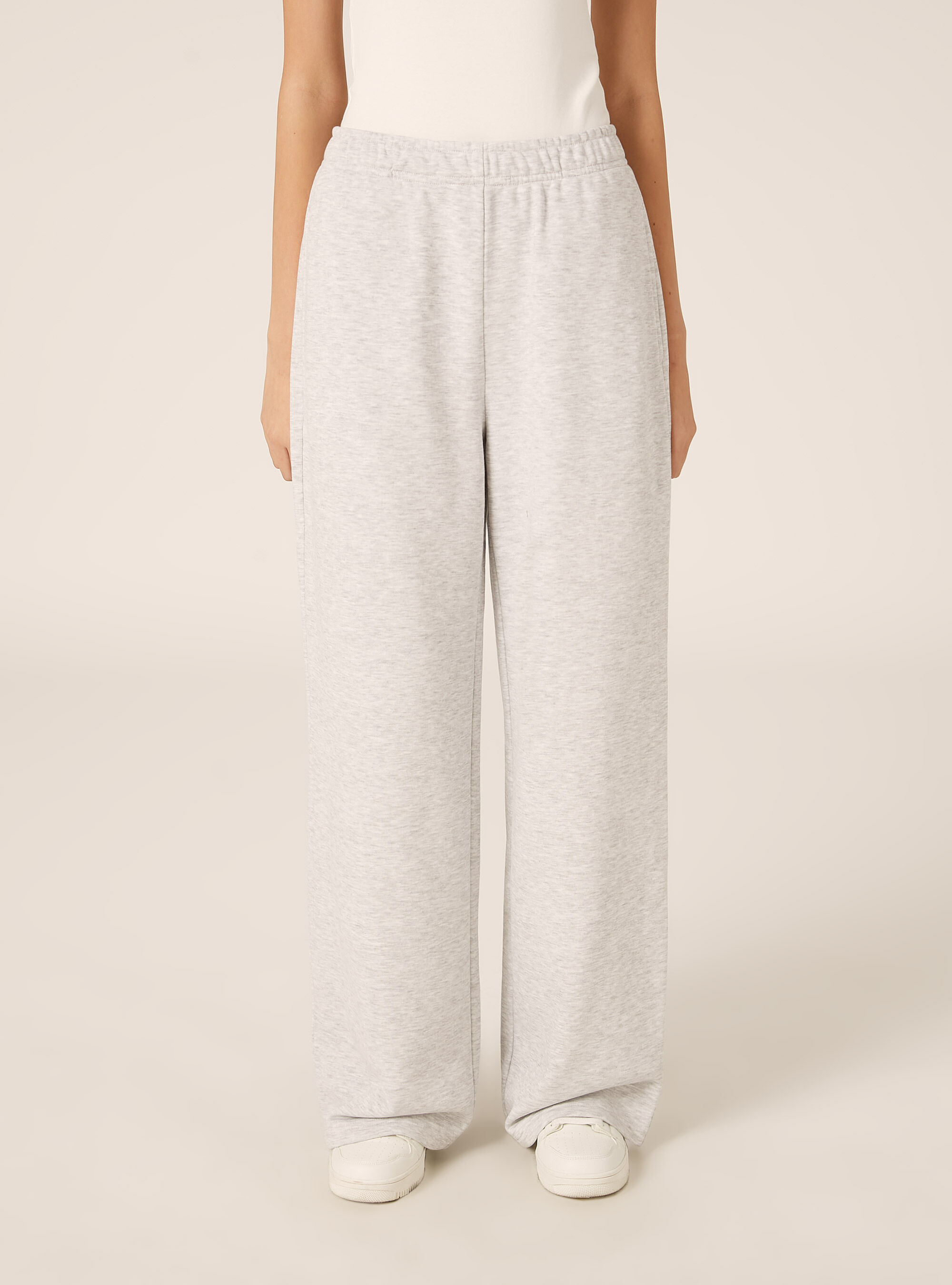 Pantaloni jogger gamba larga