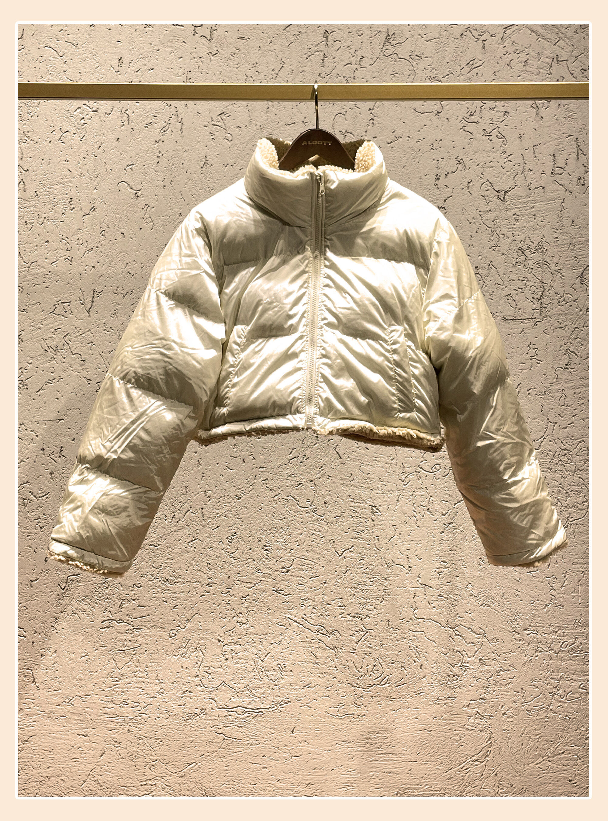 Puffy with sheepskin inside