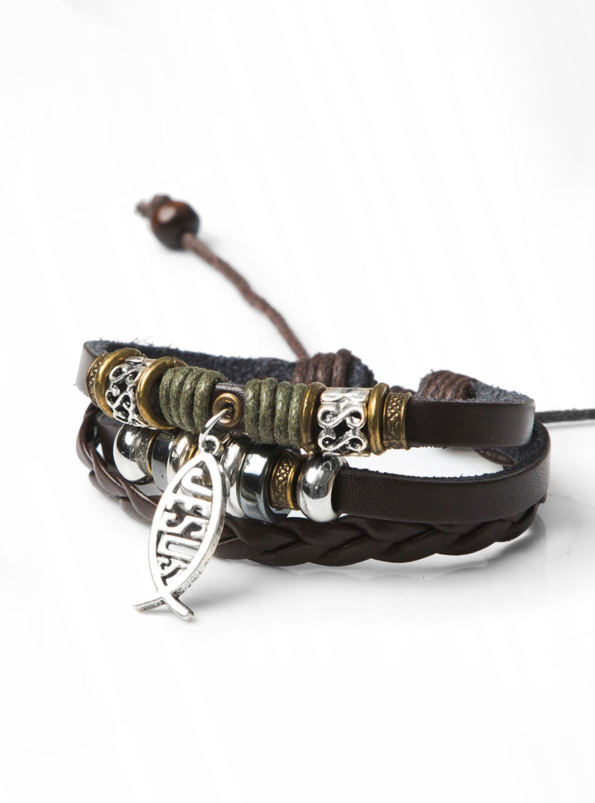 Bracciale in pelle con dettagli in metallo