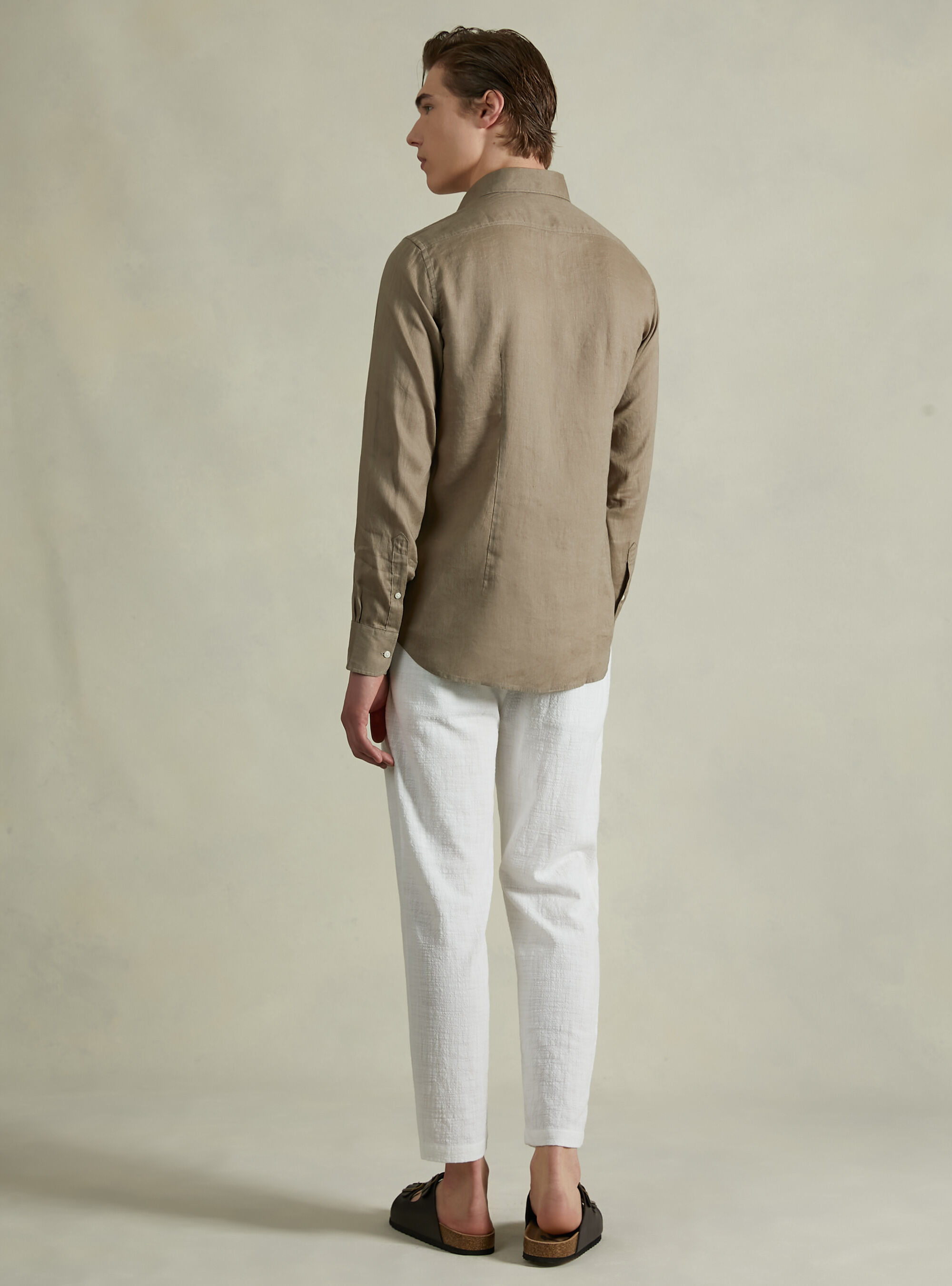 Camicia in puro lino a maniche lunghe, BG1 BEIGE DARK