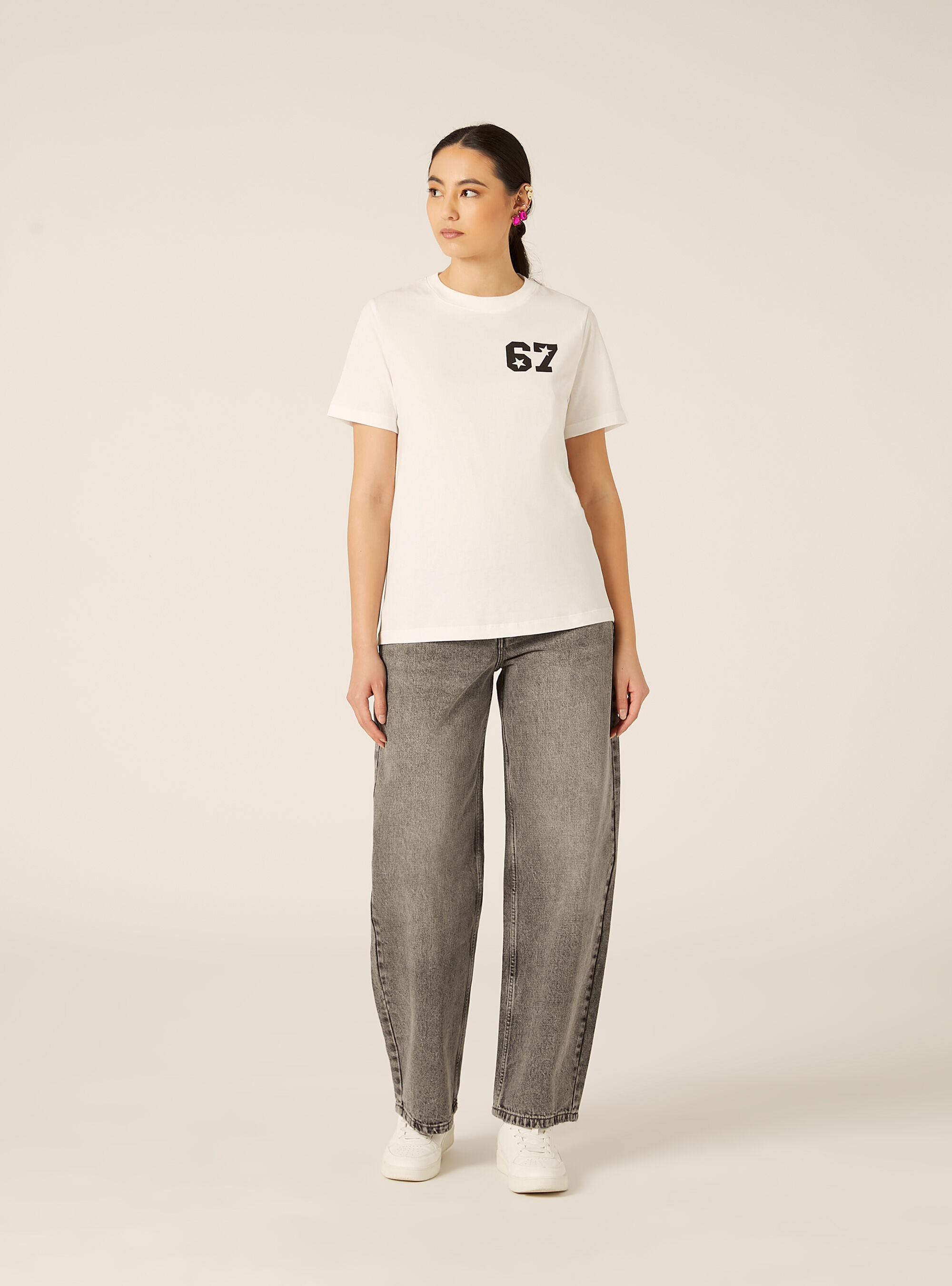 T-shirt regular con stampa numero