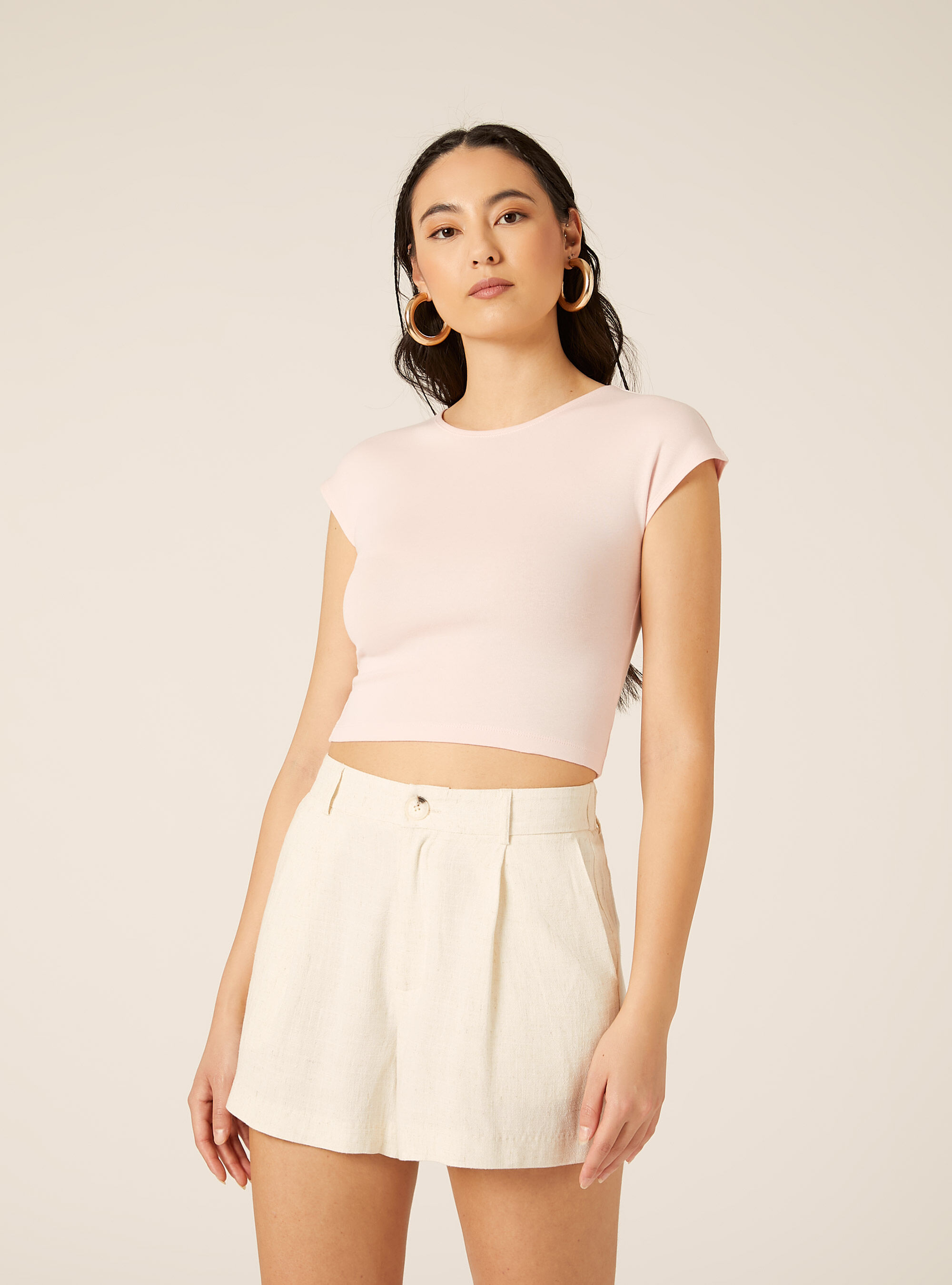 T-shirt crop con con maniche ad aletta