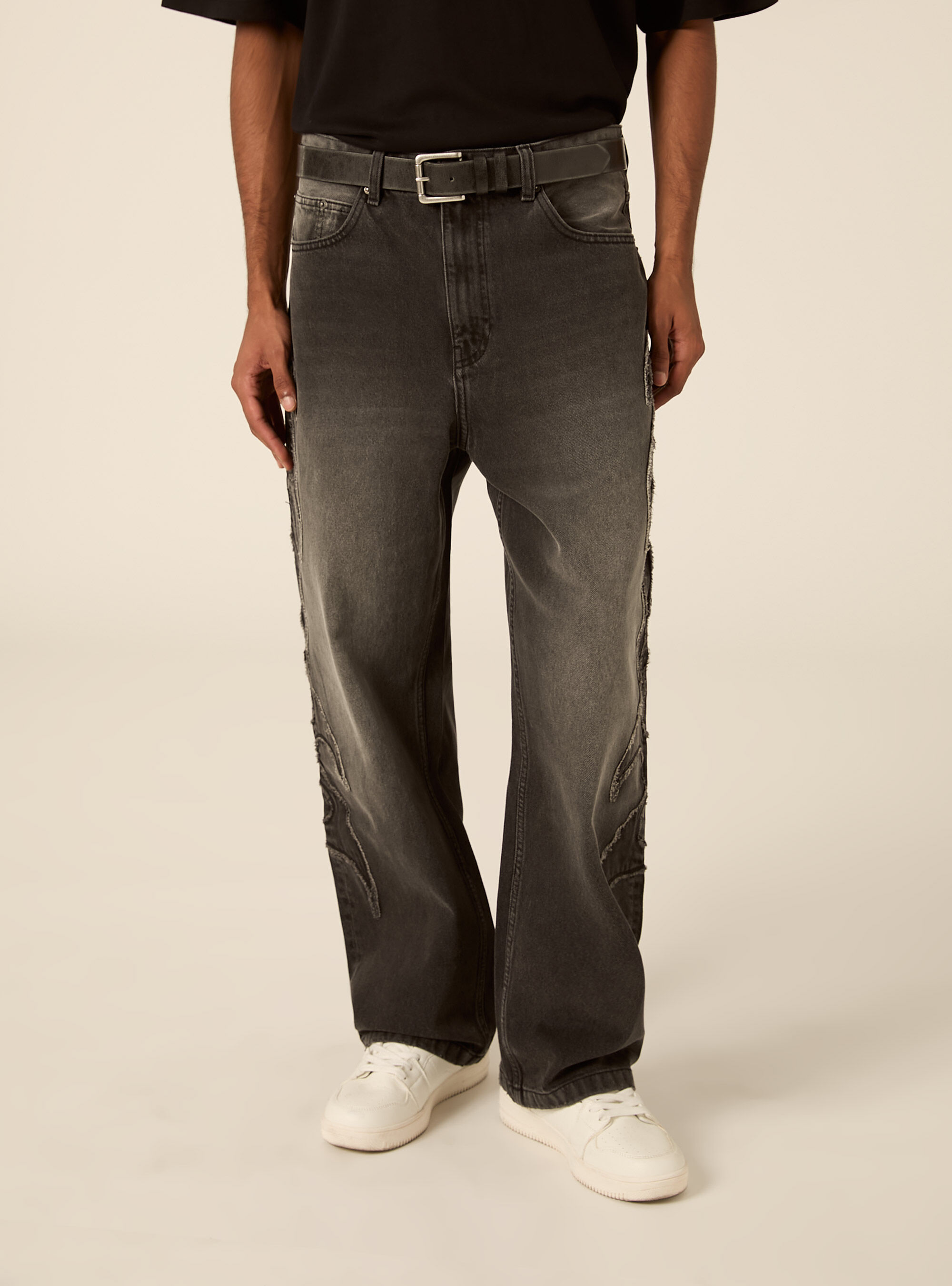 Baggy fit jeans mit flammen detail
