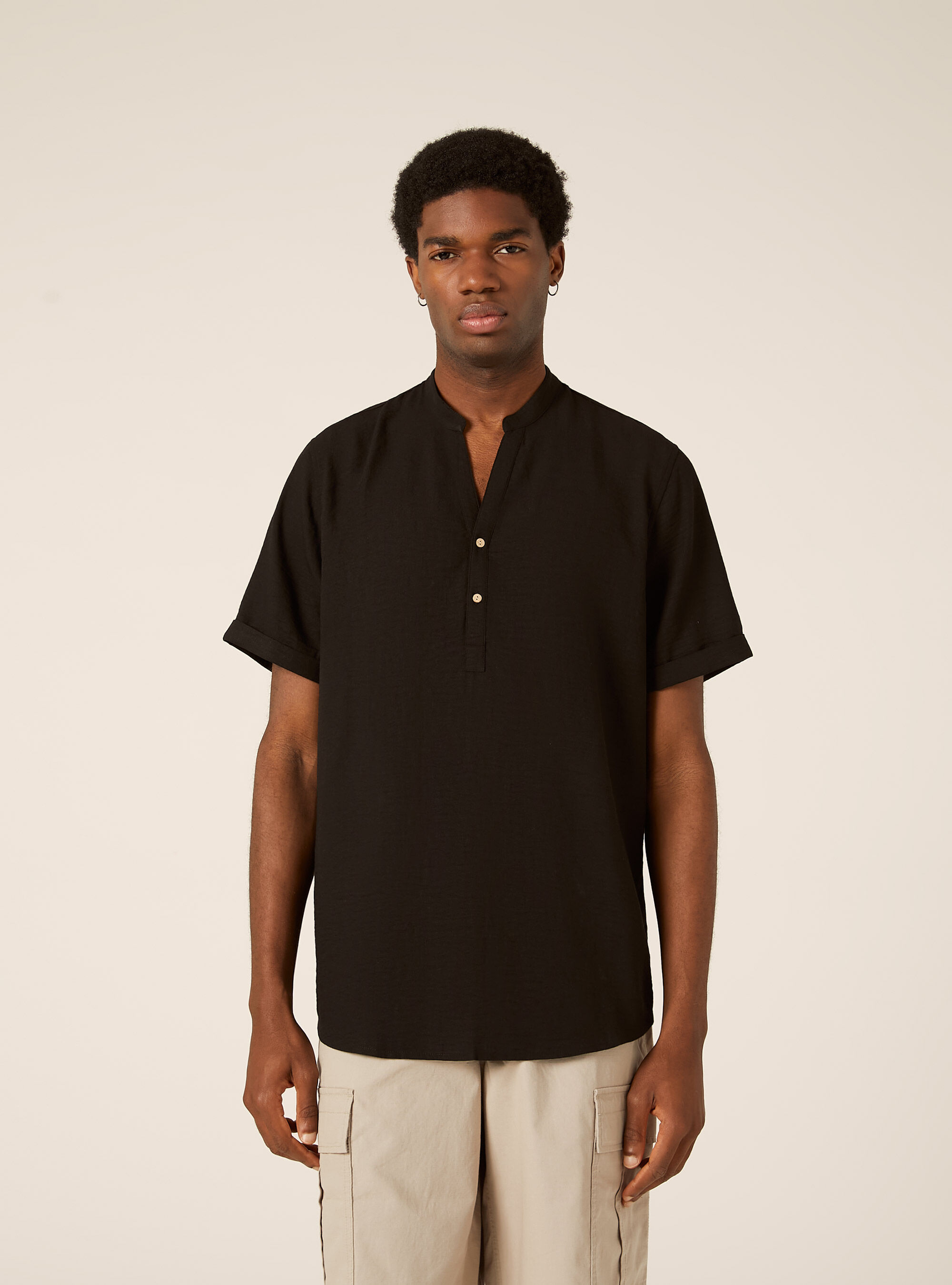 Chemise avec col officier, BK1 BLACK