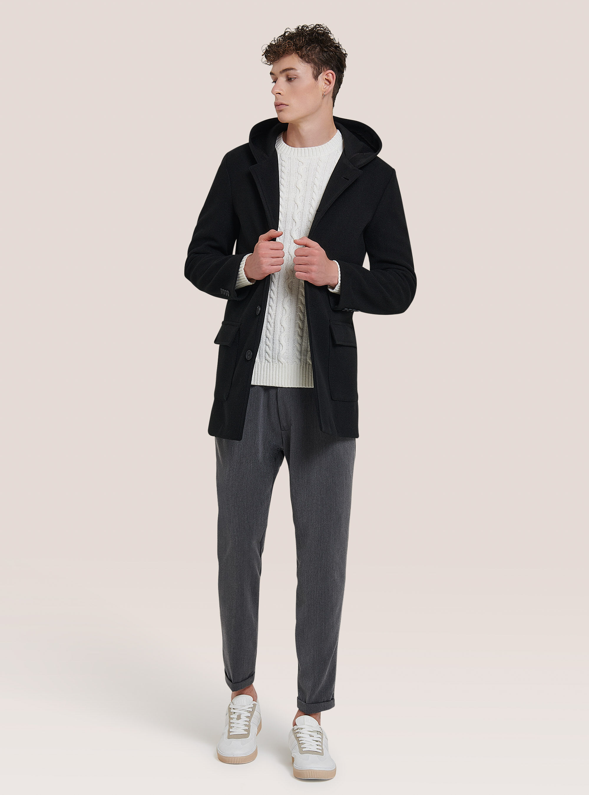 Cappotto corto con cappuccio
