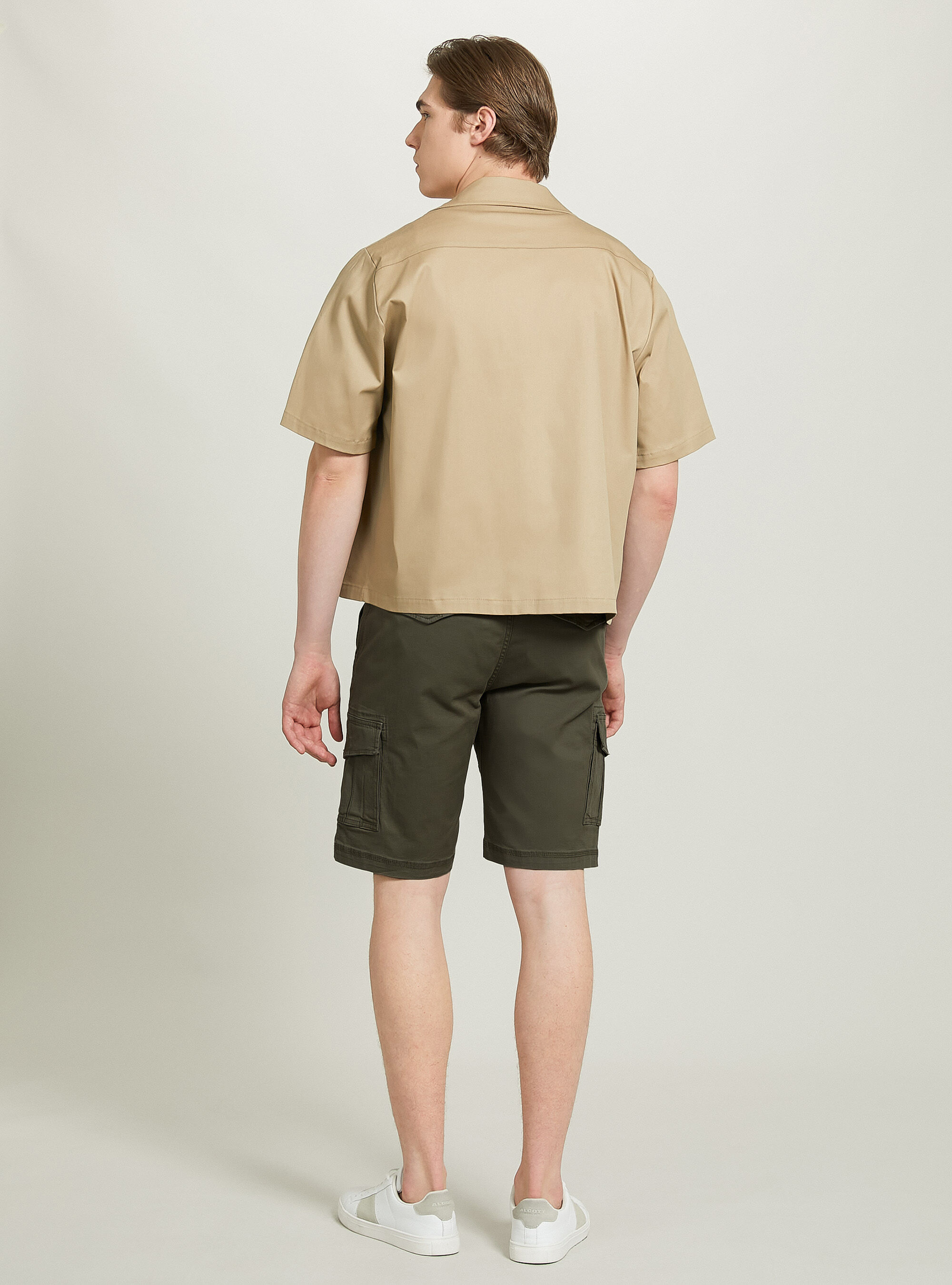【INCHANT ME】Pixel Cotton Cargo Bermuda Pants Cotton cargo bermuda shorts with canvas belt