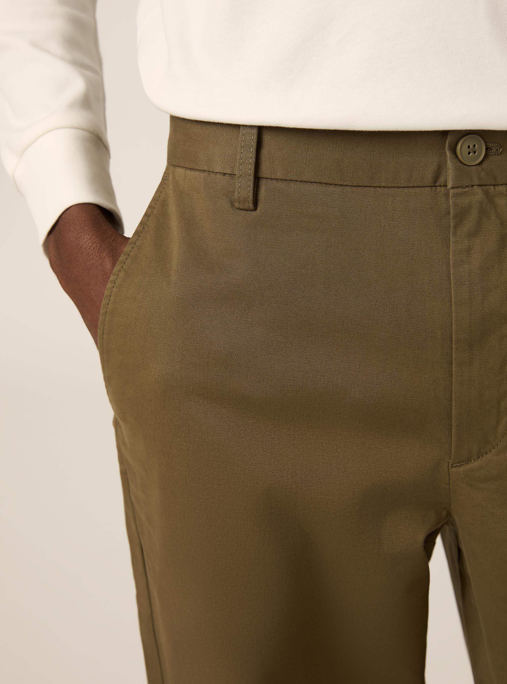 Pantalones chino de sarga el&aacute;stica slim fit, KY2 KAKY MEDIUM