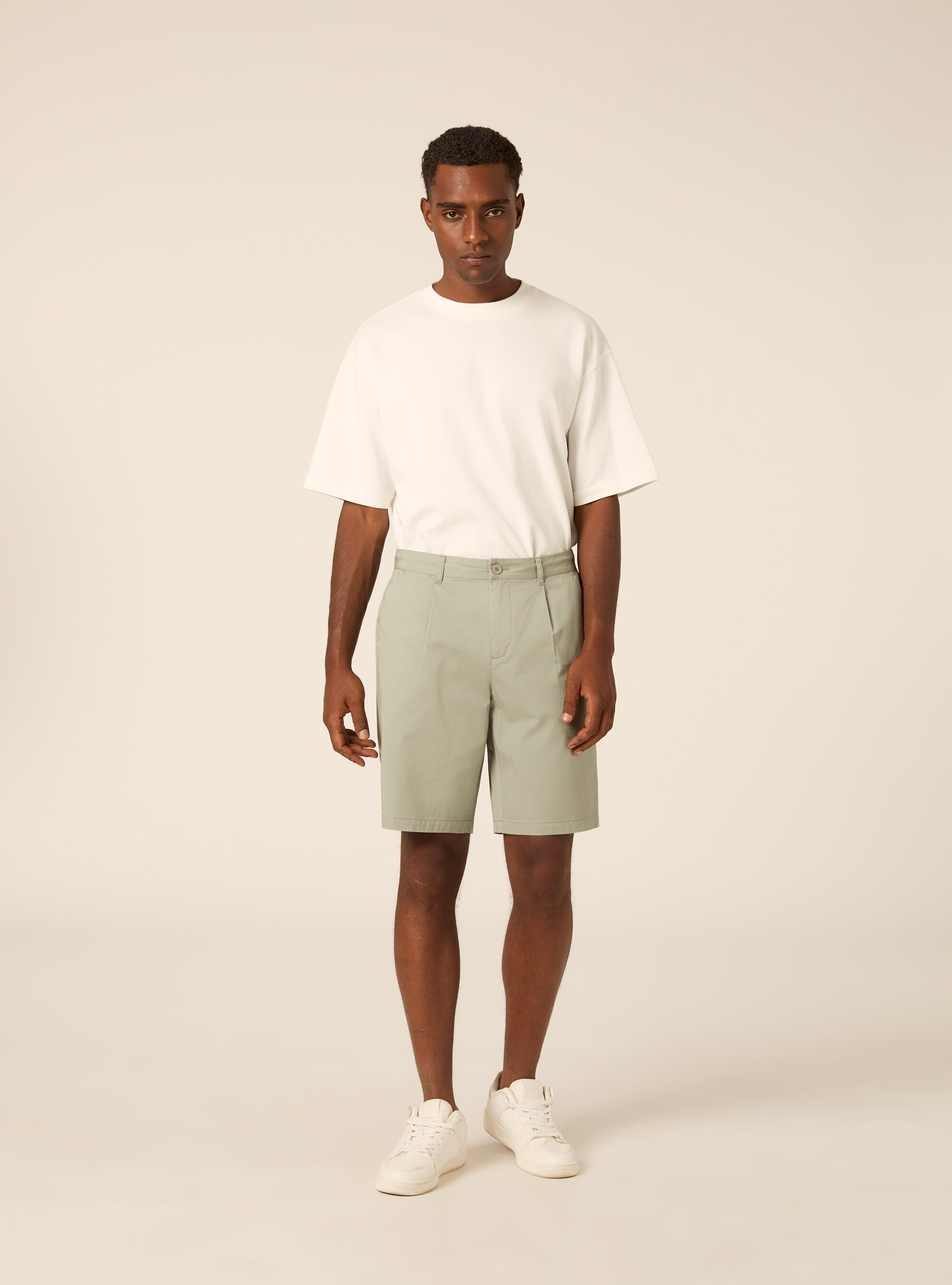 Bermuda Chino Coupe Regular Fit &agrave; Pinces, SG3 SAGE LIGHT