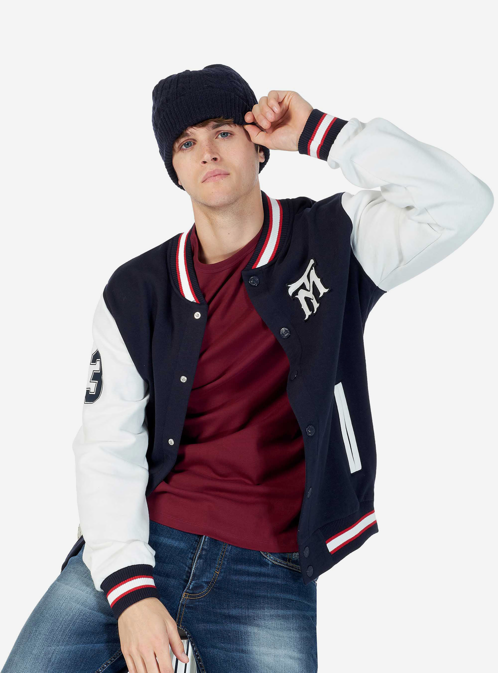 Bonnet en laine tress&eacute;, C210 BLUE NAVY