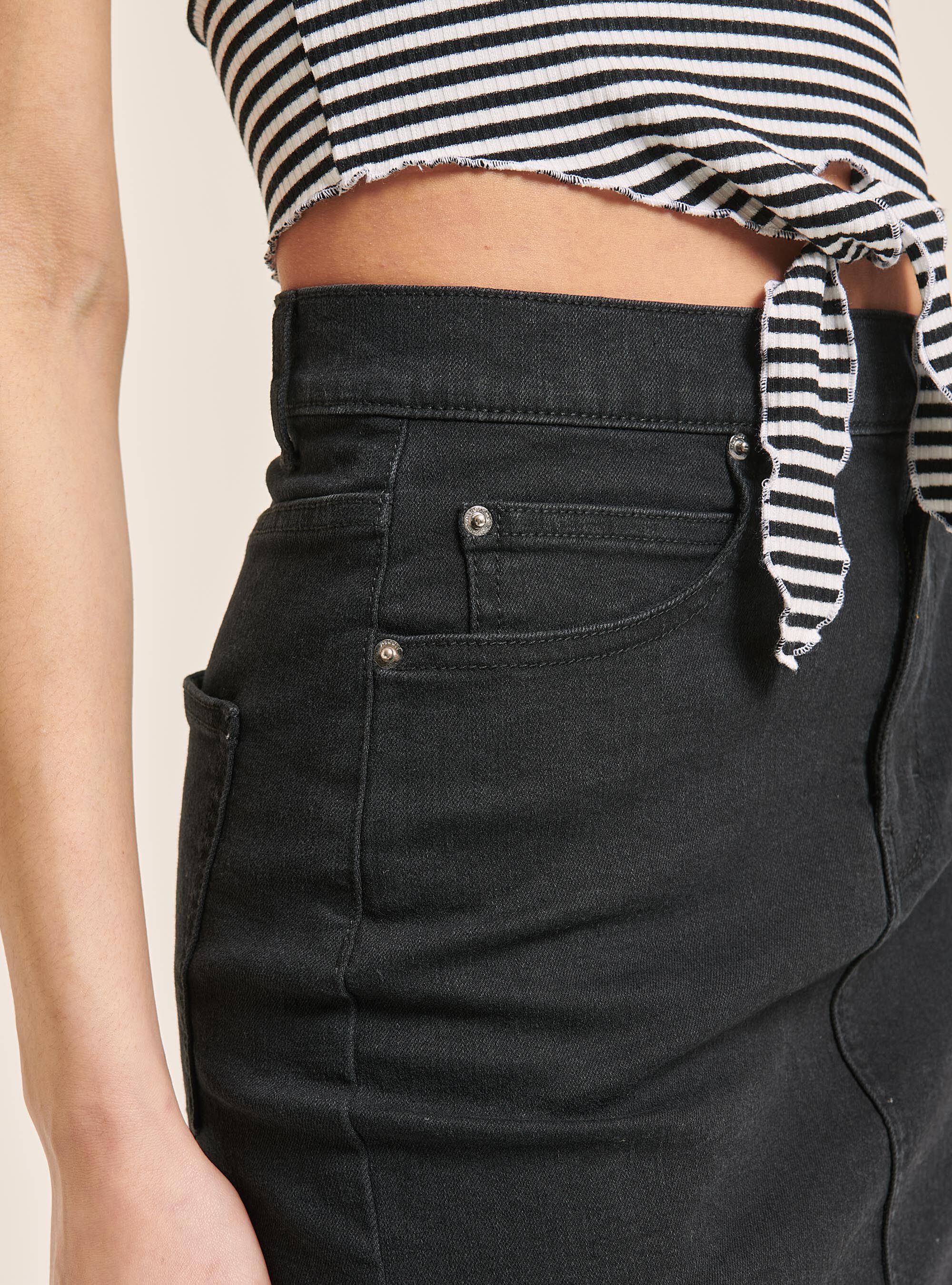 Black denim deals skirt stretch