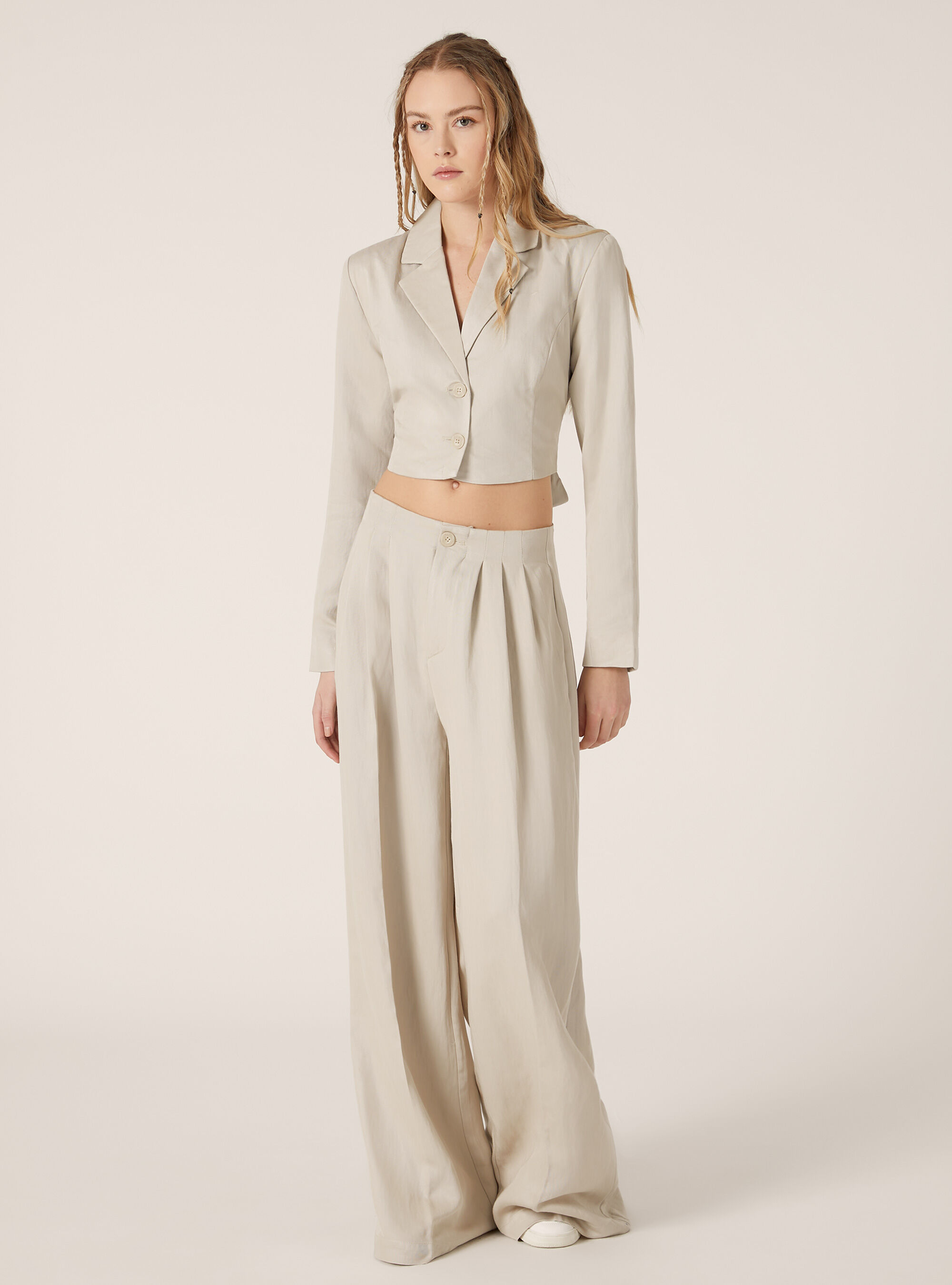 Giacca cropped con fiocco, BG2 BEIGE MEDIUM