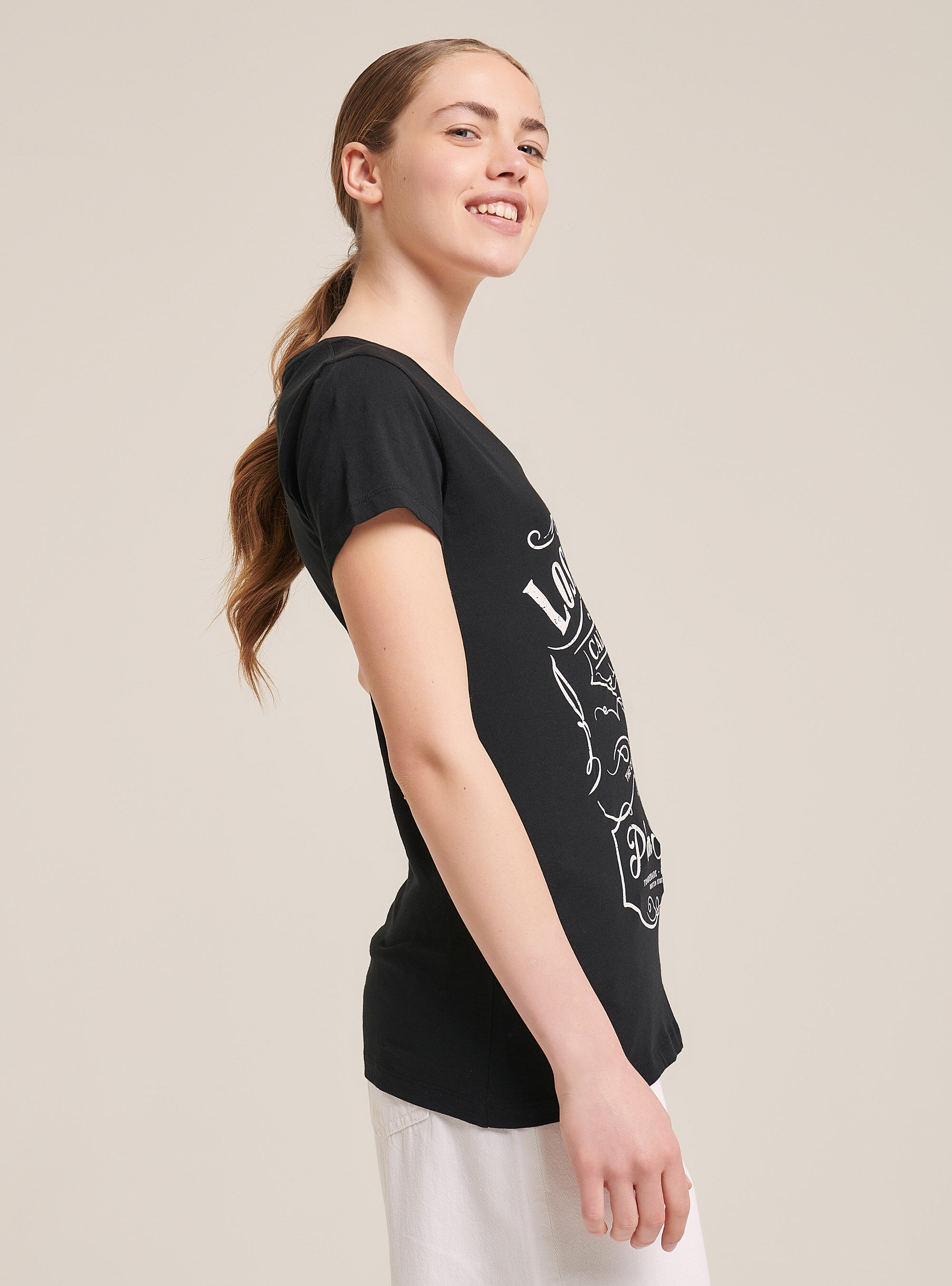 Wide crew neck t shirt cheap