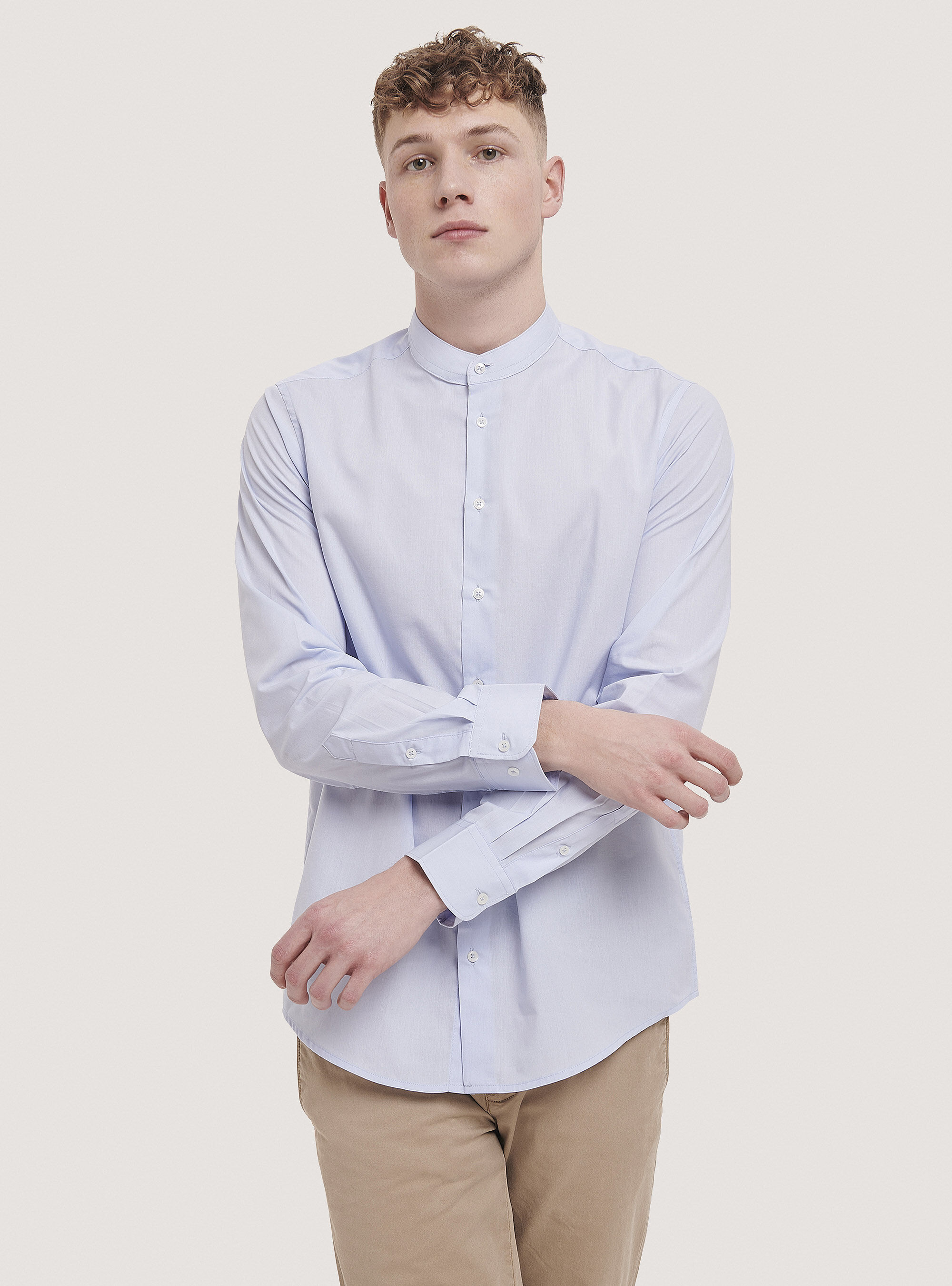 Plaincoloured shirt with Korean collar