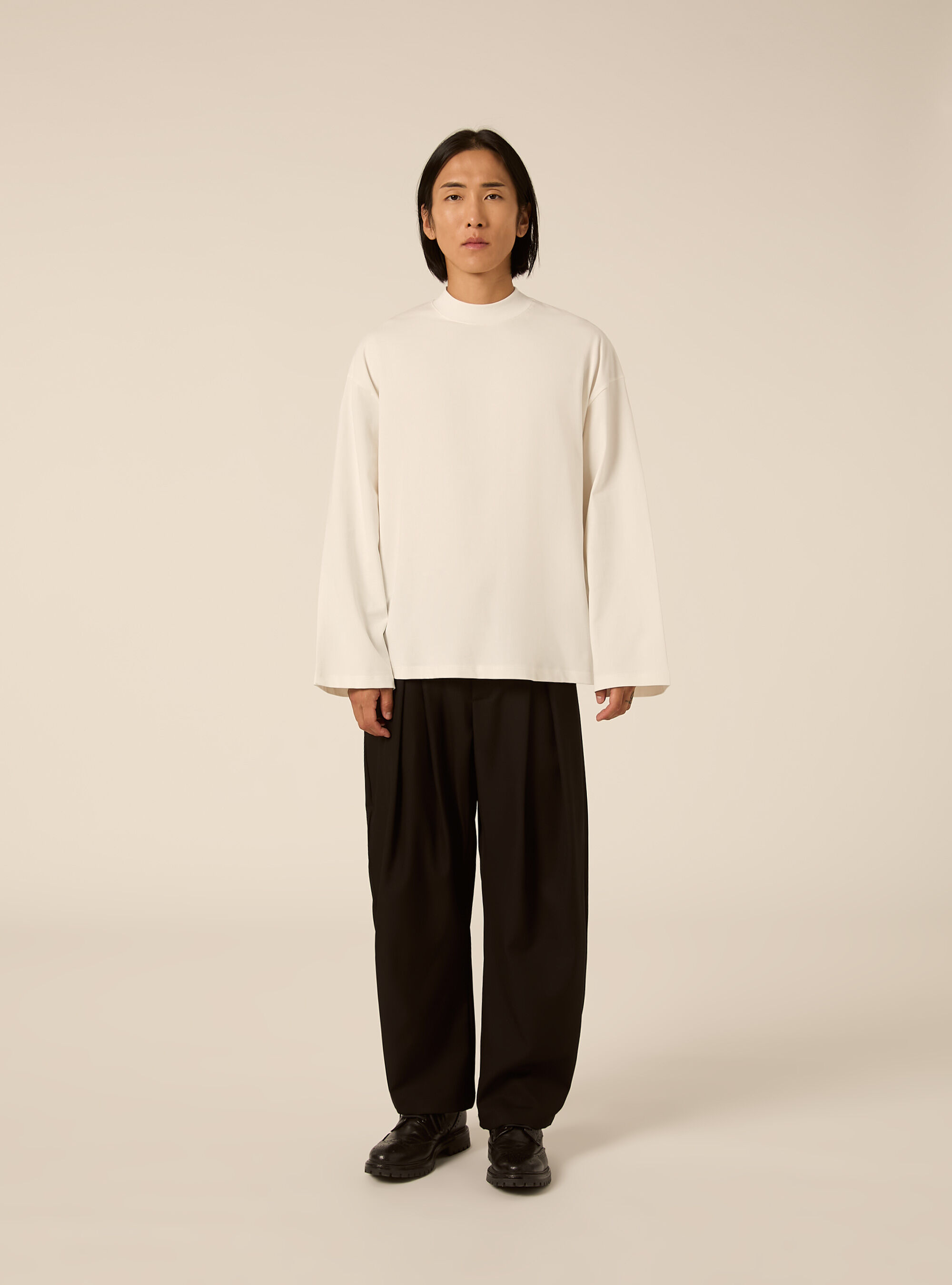 Long sleeve oversize t shirt with dropped shoulders