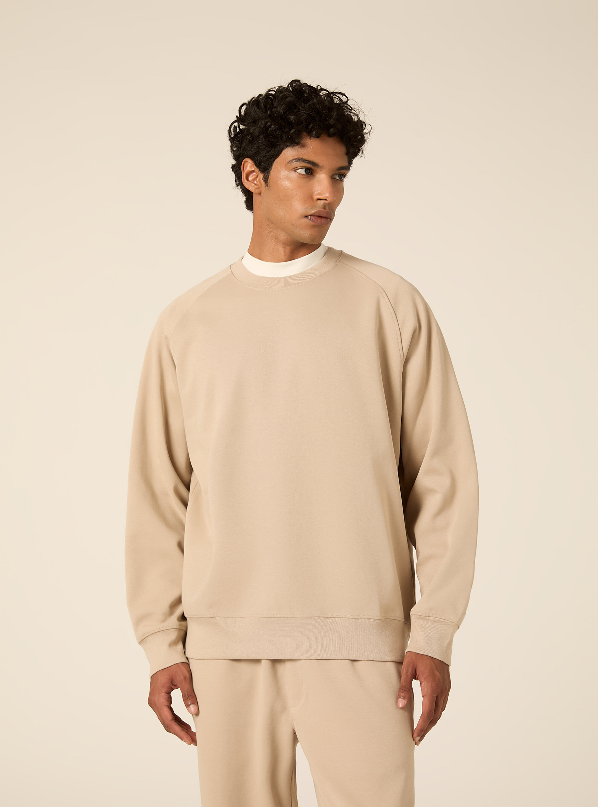 Sweat col rond avec manches raglan en tissu interlock