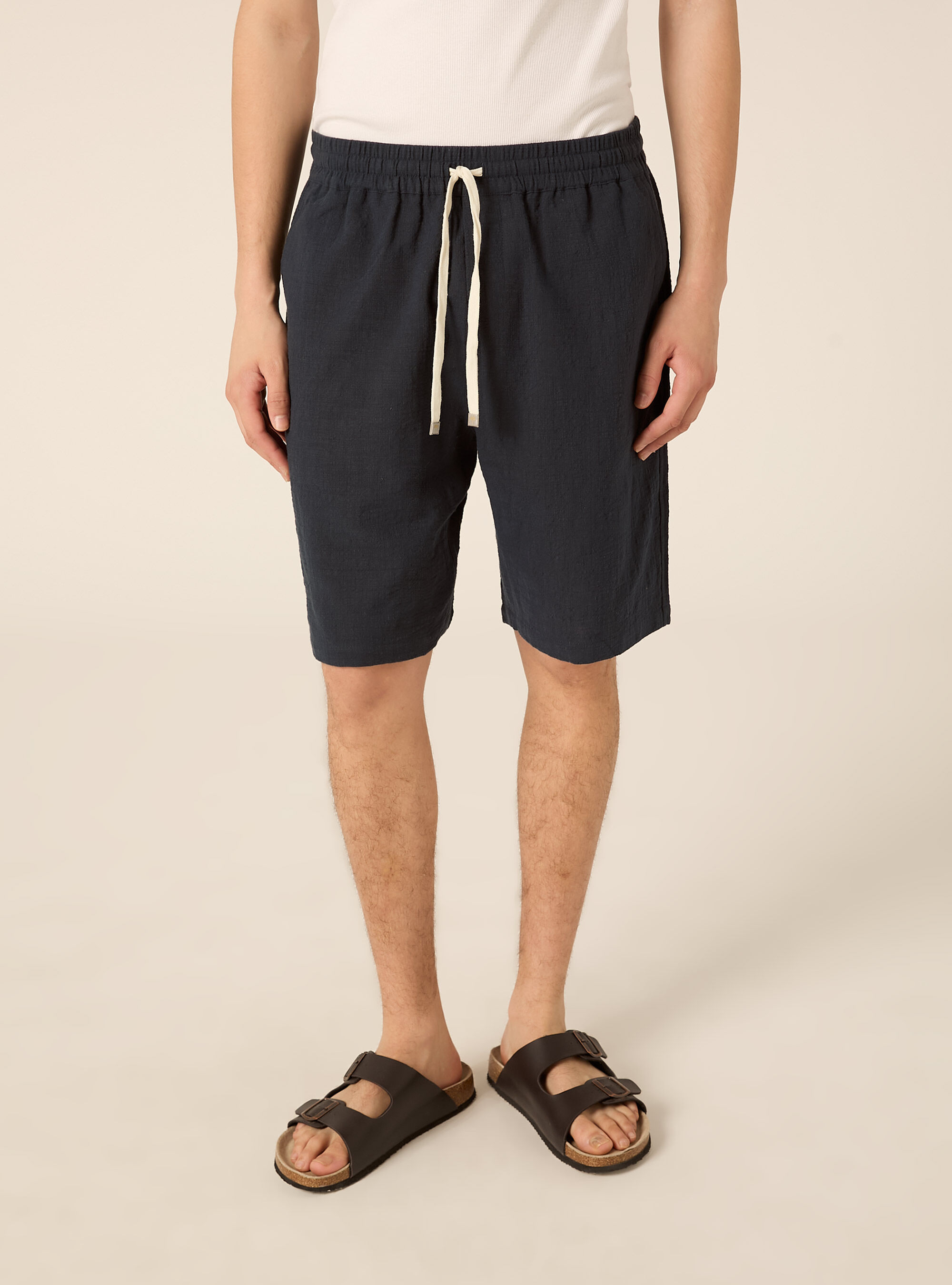 Bermuda in cotone con laccio in vita