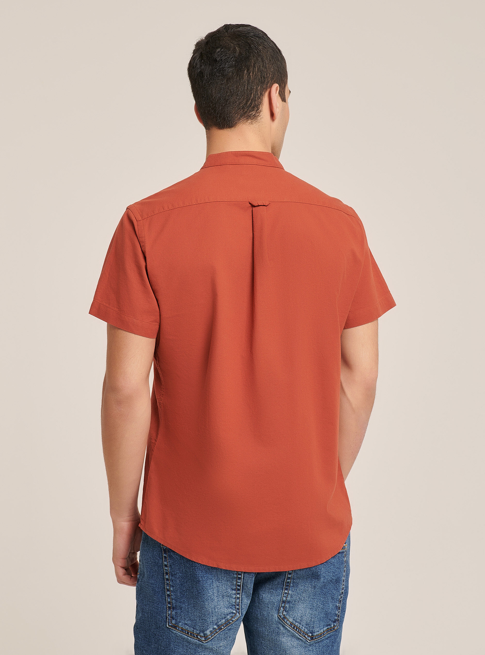 Camicia a maniche corte con collo coreano, C3422 RUSTY
