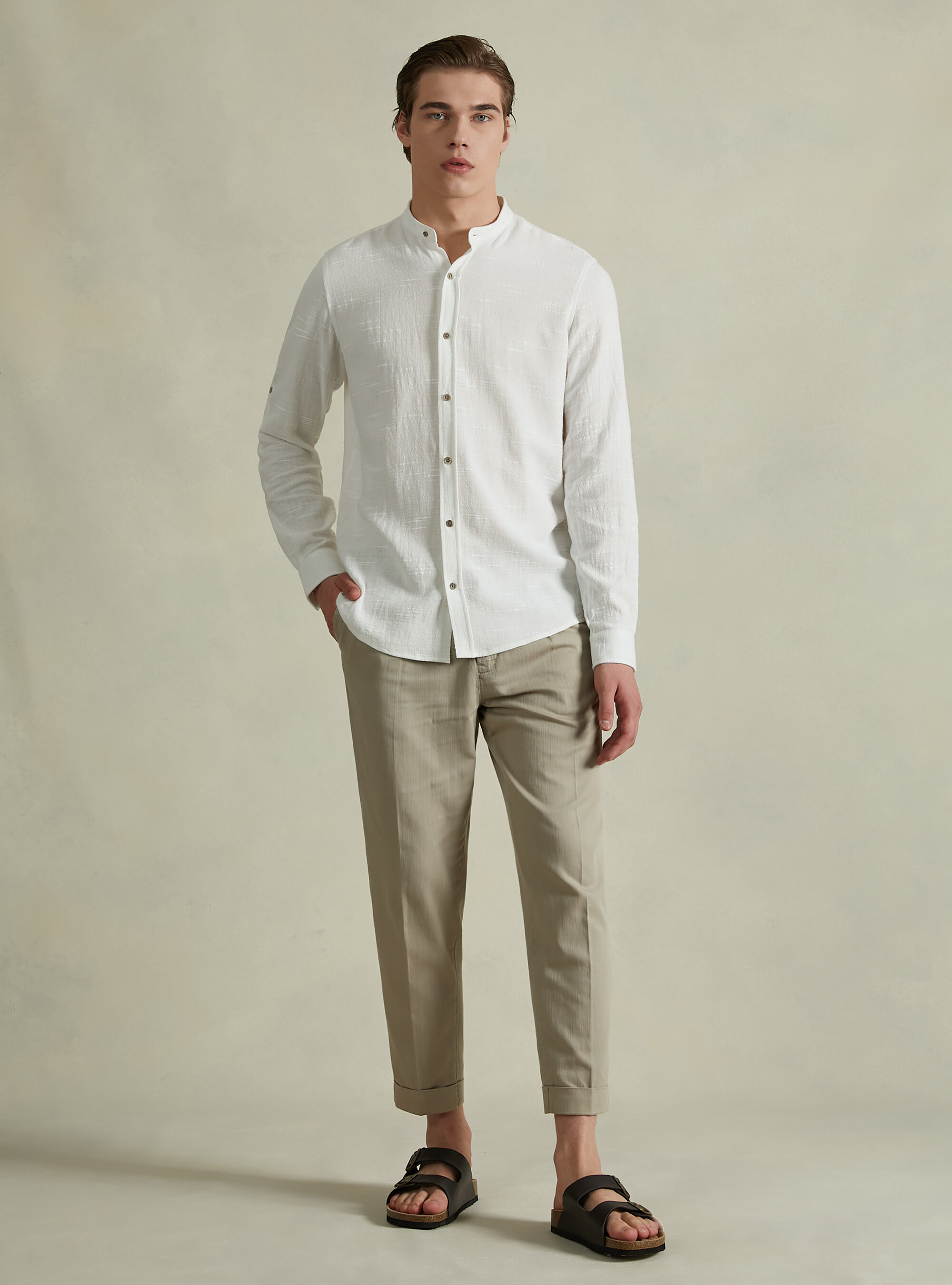 Linen blend chinos with darts Alcott Pantalones Uomo