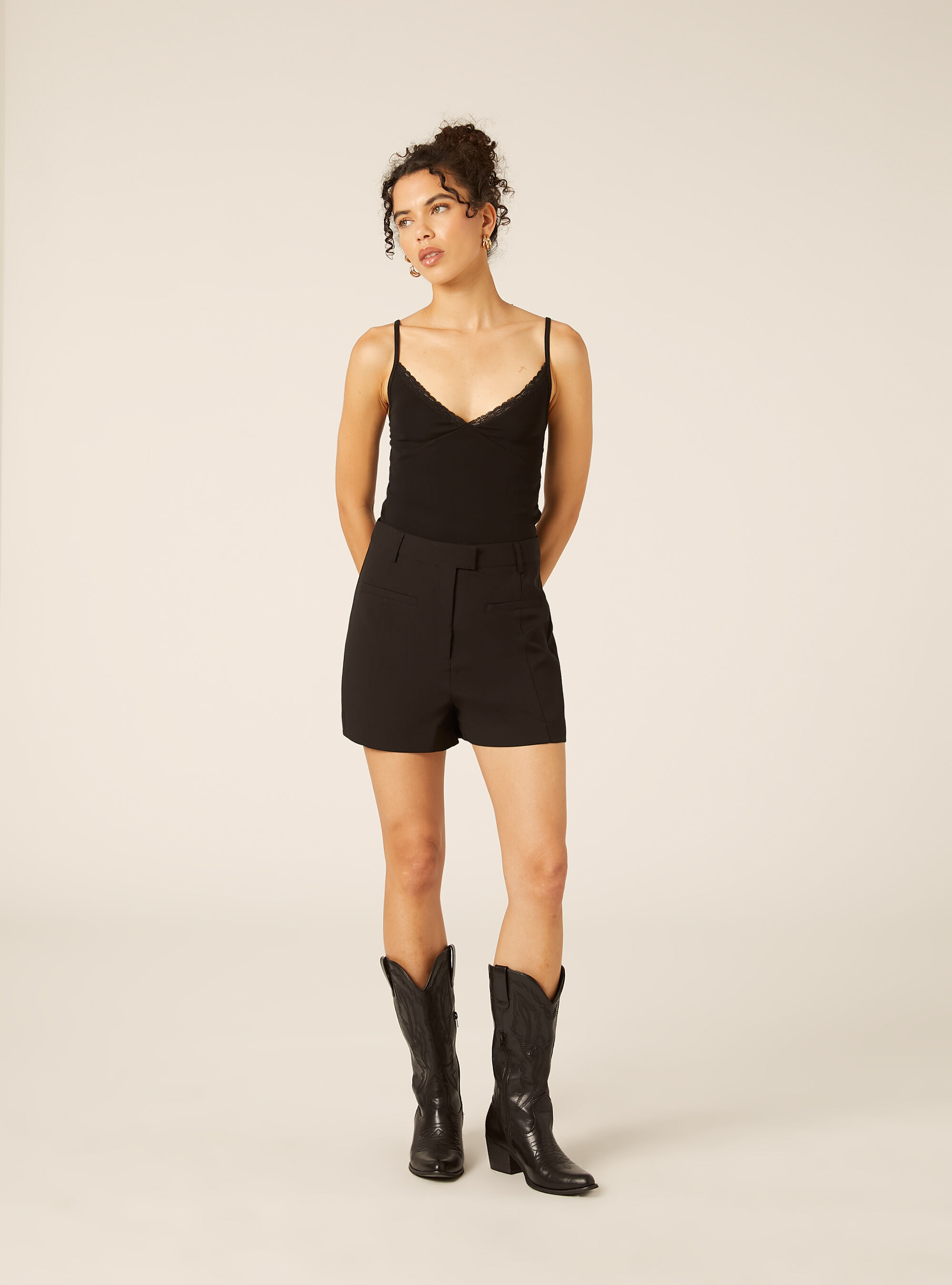 Shorts corto in crepe