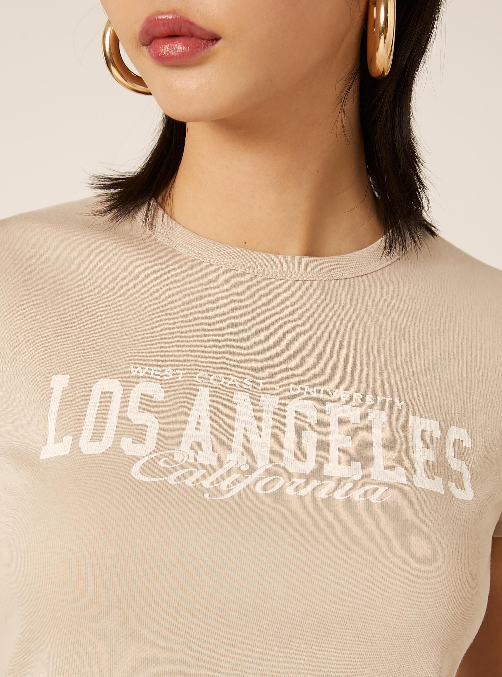 Kurz&auml;rmeliges Crop-T-Shirt mit College-Grafik-Print, BG2 BEIGE MEDIUM