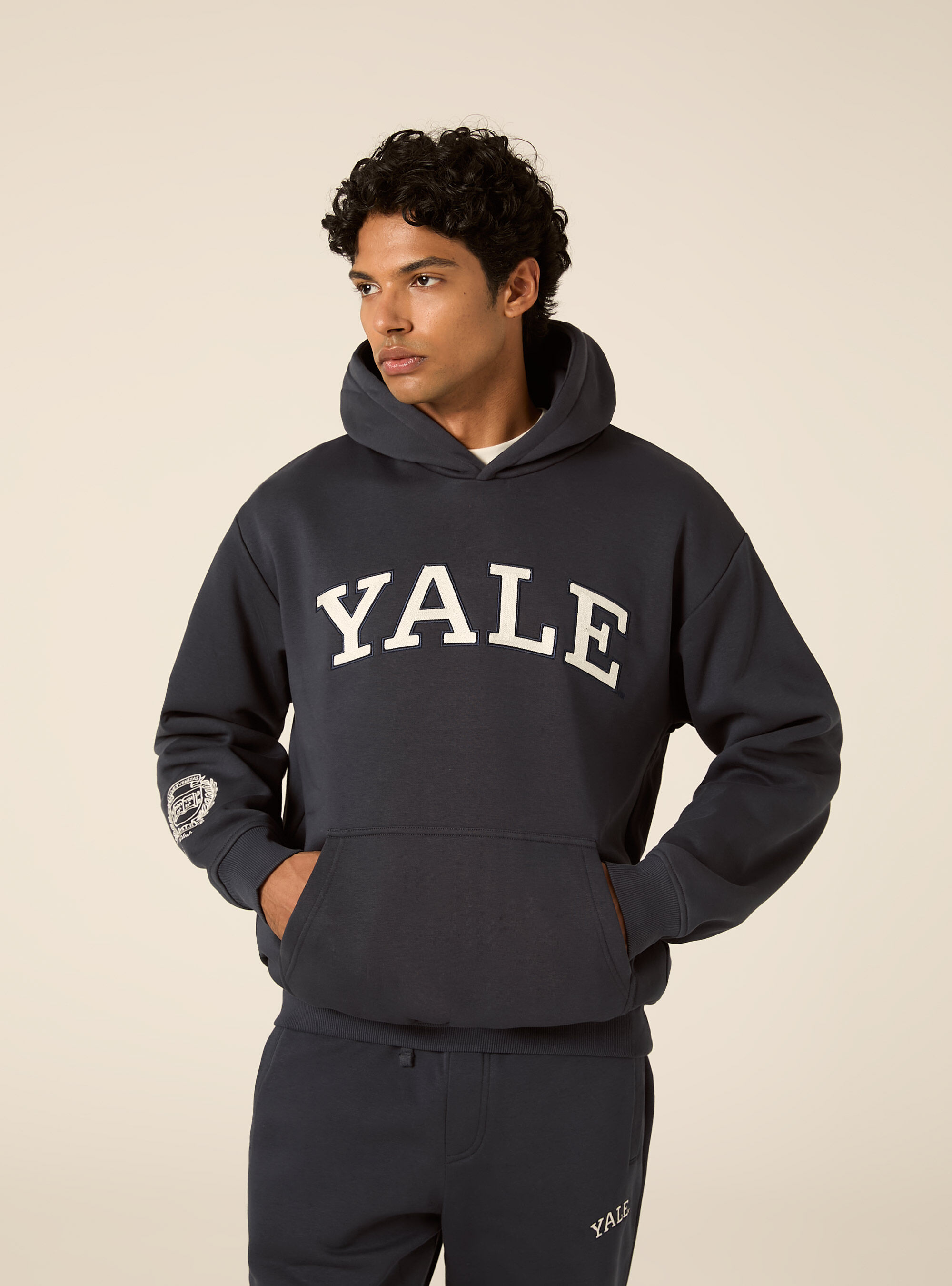 Felpa con cappuccio boxy licenza yale