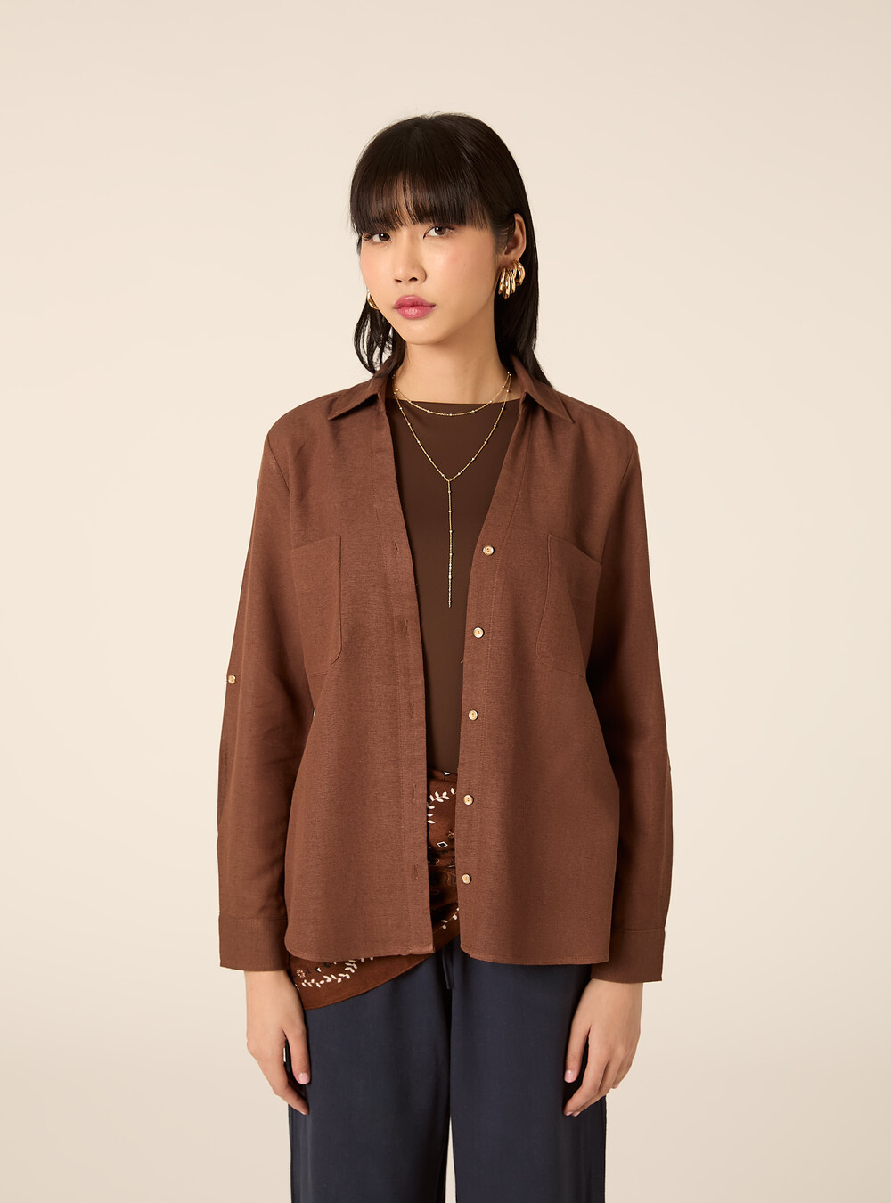 Linen-blend shirt with a V-neck, BR2 BROWN MEDIUM