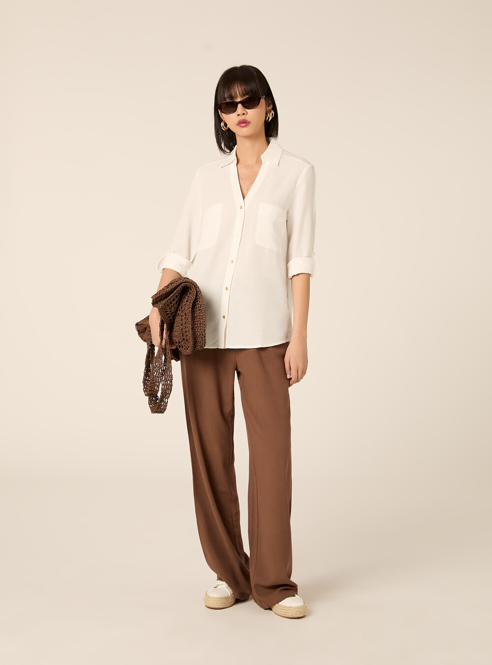 Linen-blend shirt with a V-neck, WH2 WHITE
