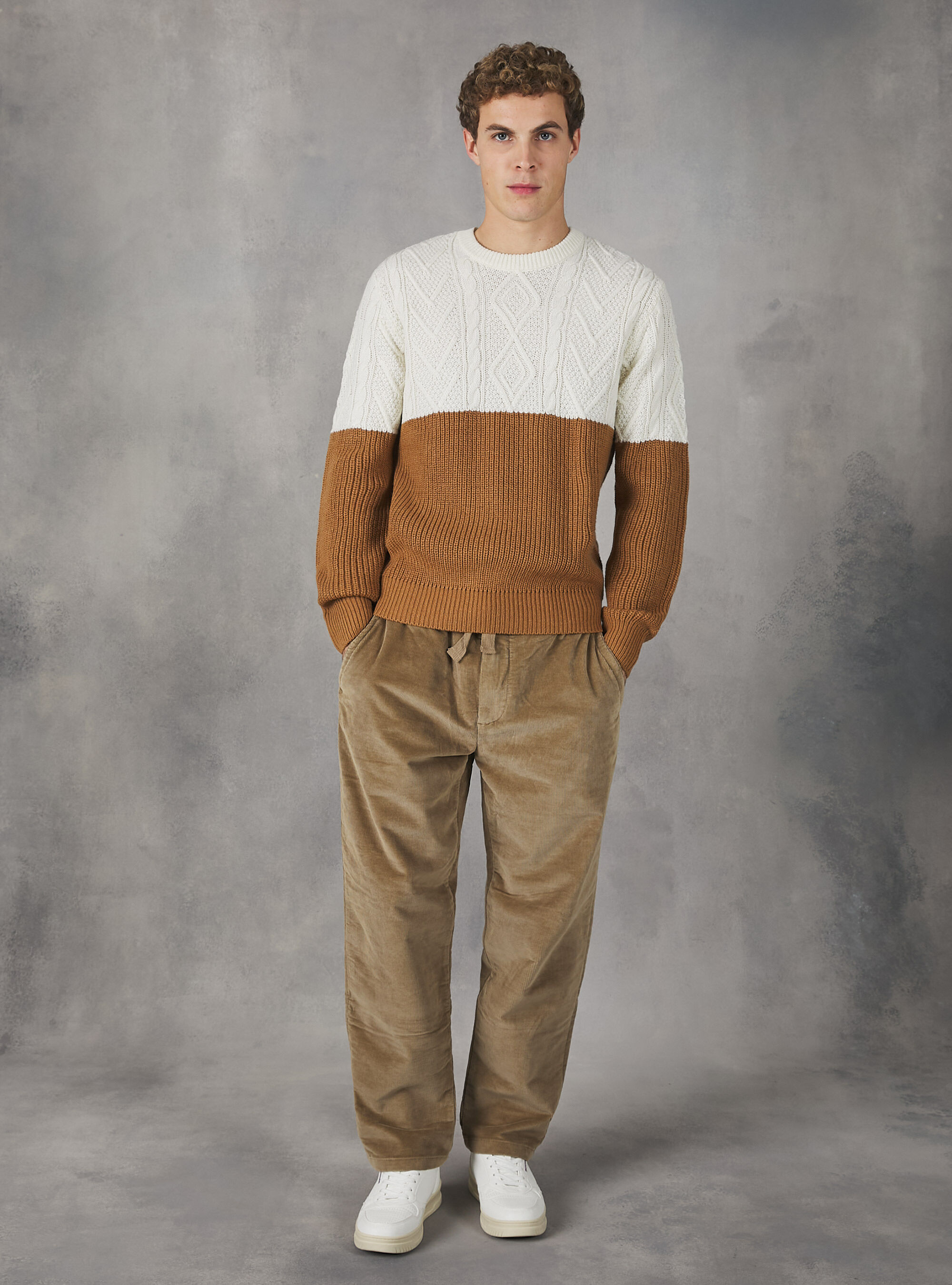 Pullover color block in misto lana con lavorazione a trecce, WH2 WHITE