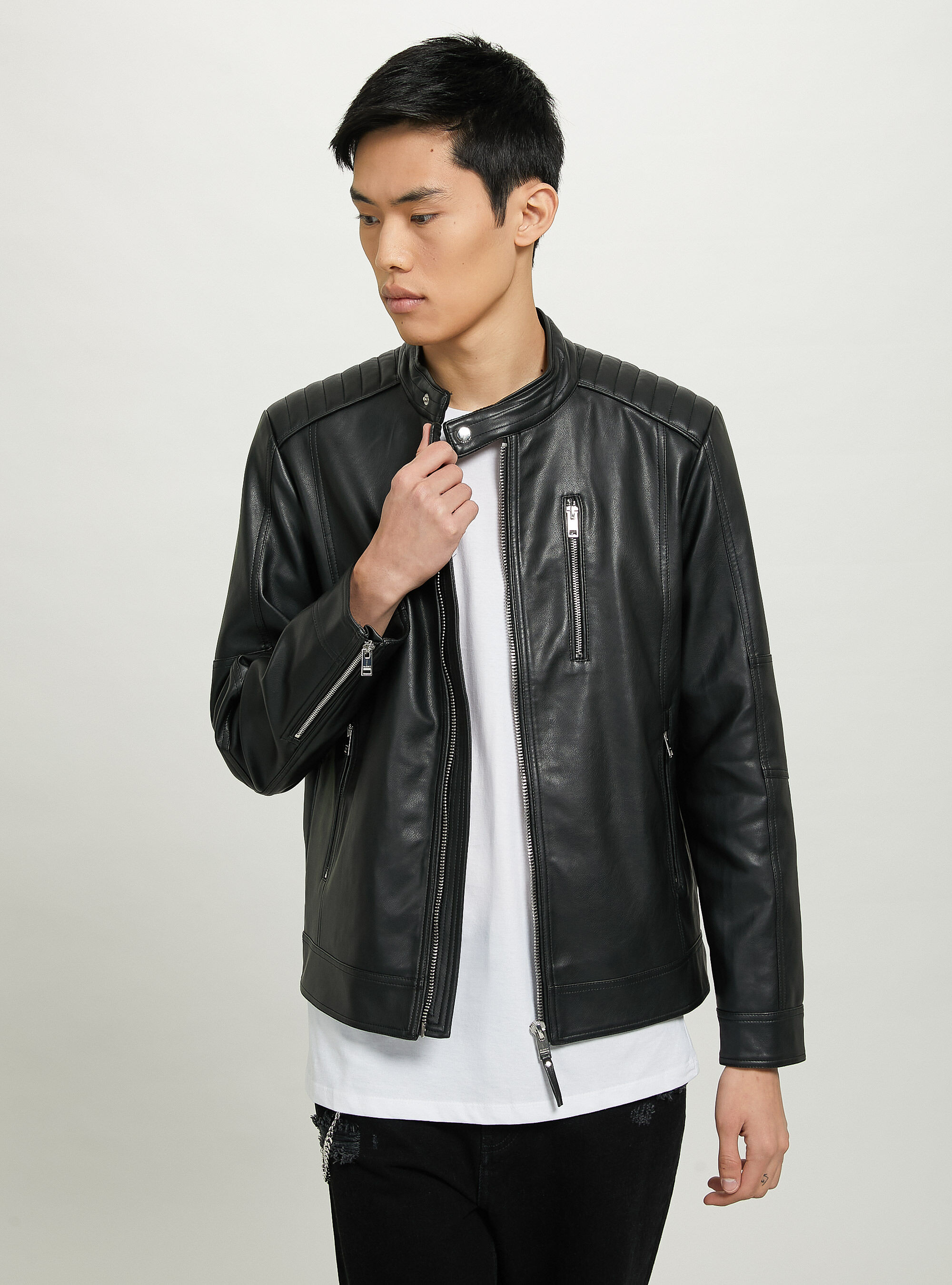 Veste zipp&eacute;e en simili-cuir, C101 BLACK