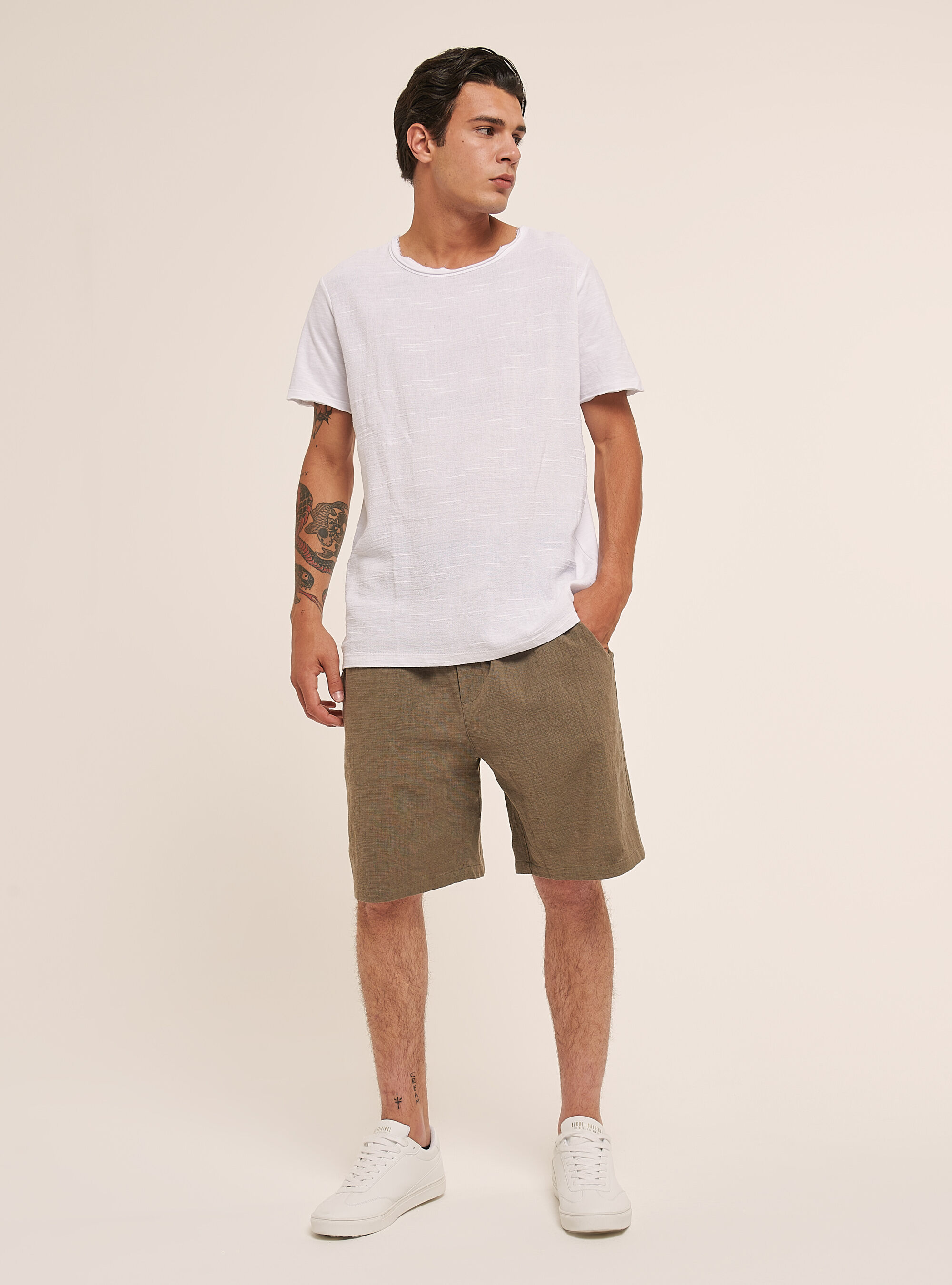 Linen-blend T-shirt in slub fabric, WHITE
