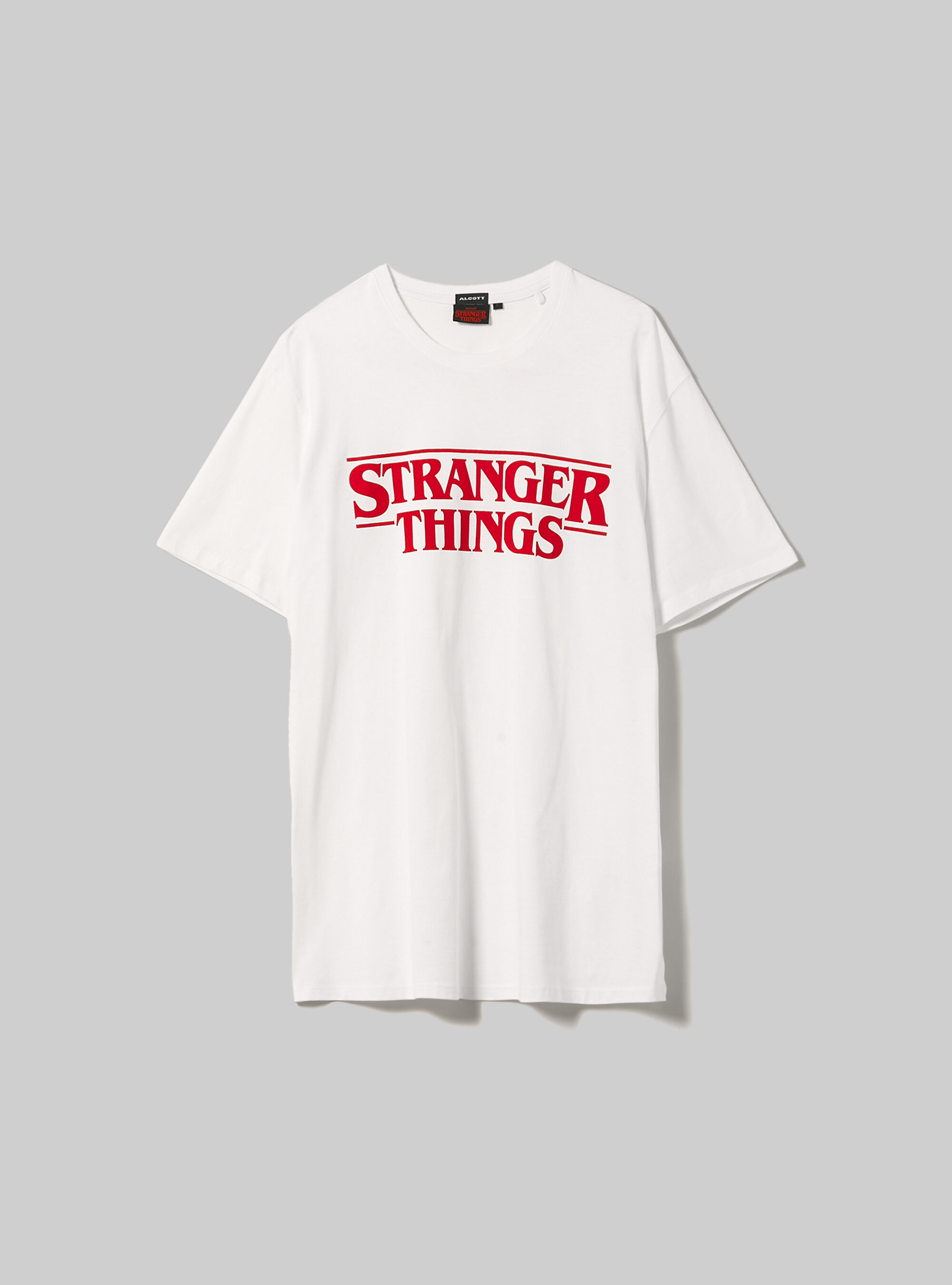 Magliette stranger things pull and bear hot sale