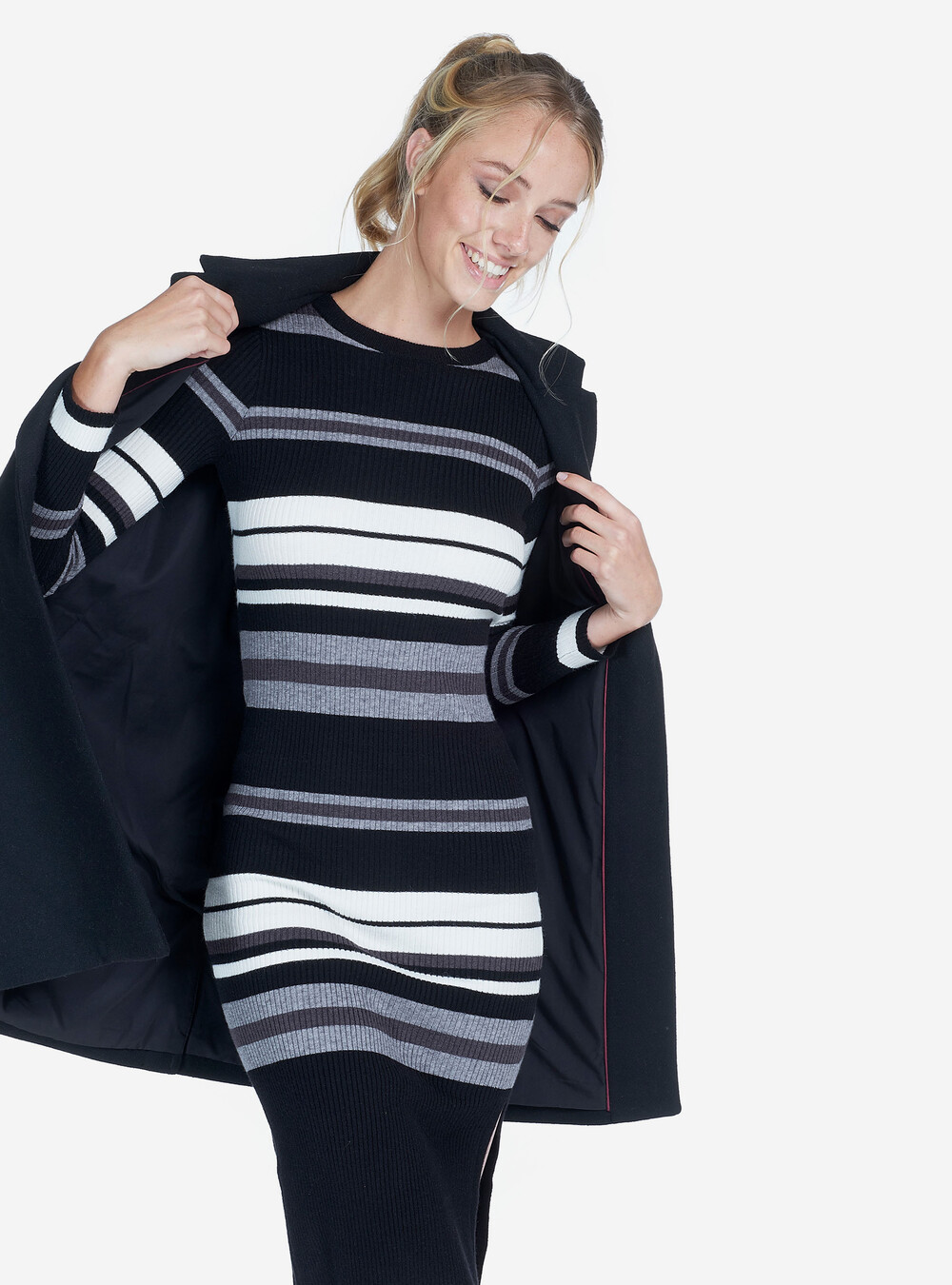 Vestito in maglia maniche lunghe - Main Image