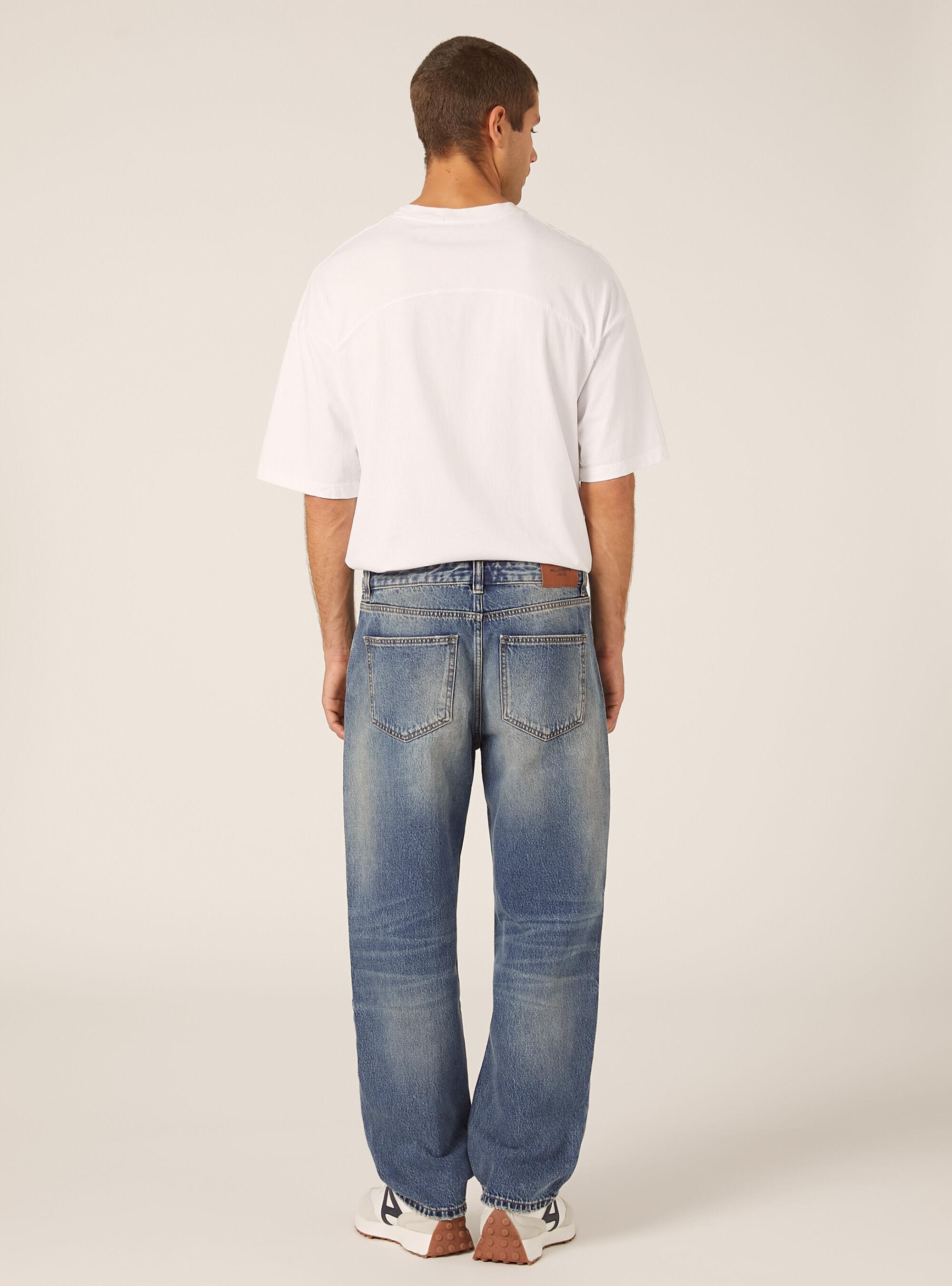 Vaqueros de corte c&oacute;nico, D003 MEDIUM BLUE