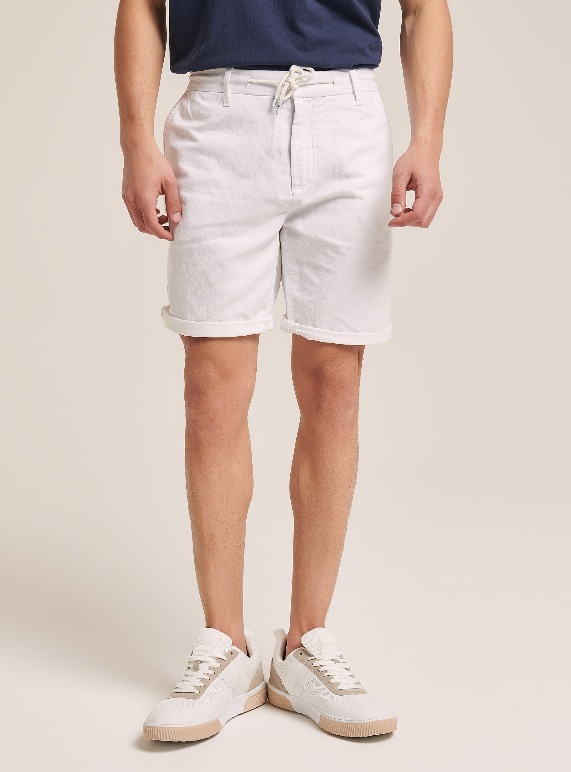 Linen-blend bermuda shorts with drawstring waist