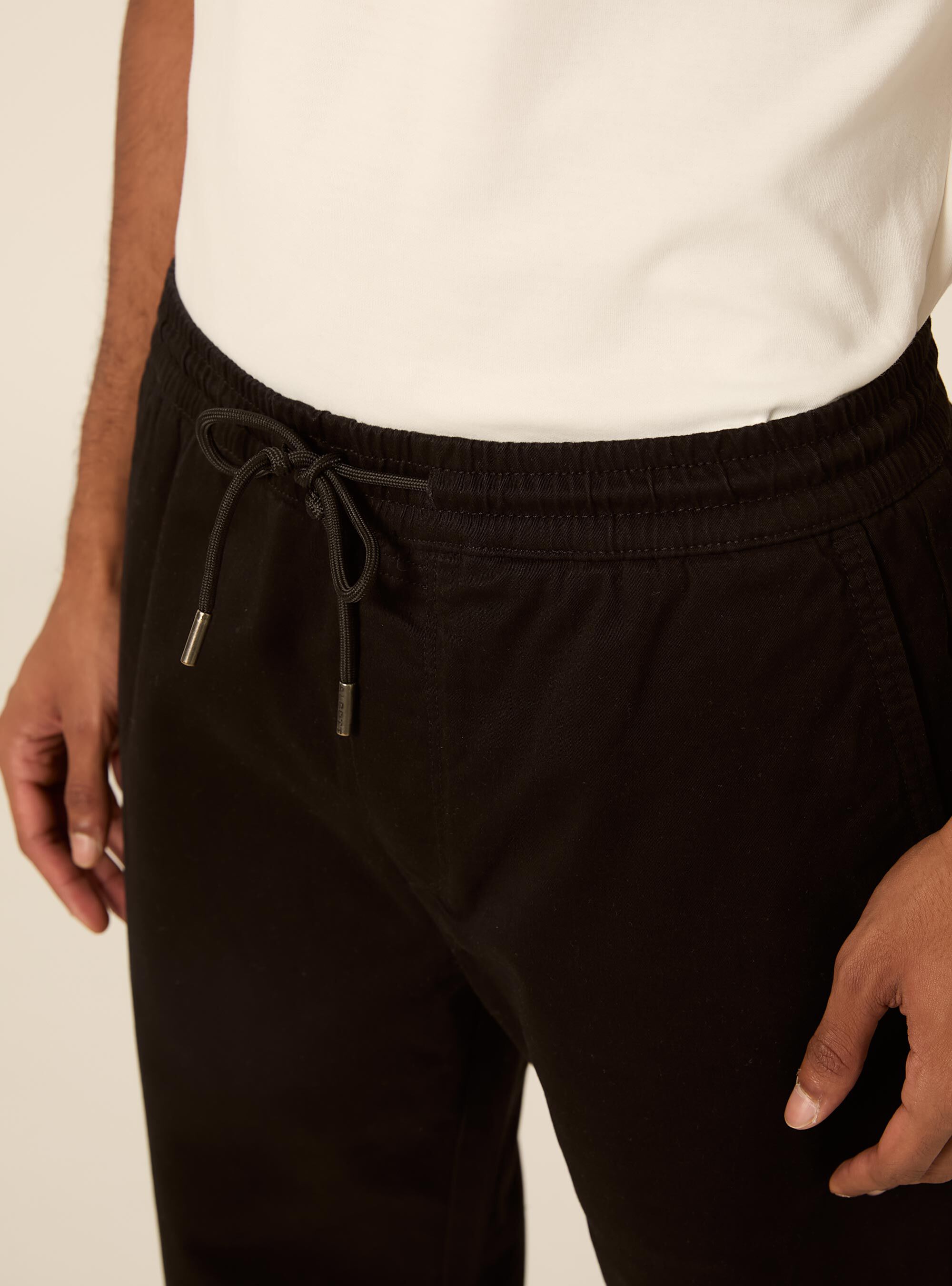 Pantaloni twill stretch elastico e stringa in vita, BK1 BLACK
