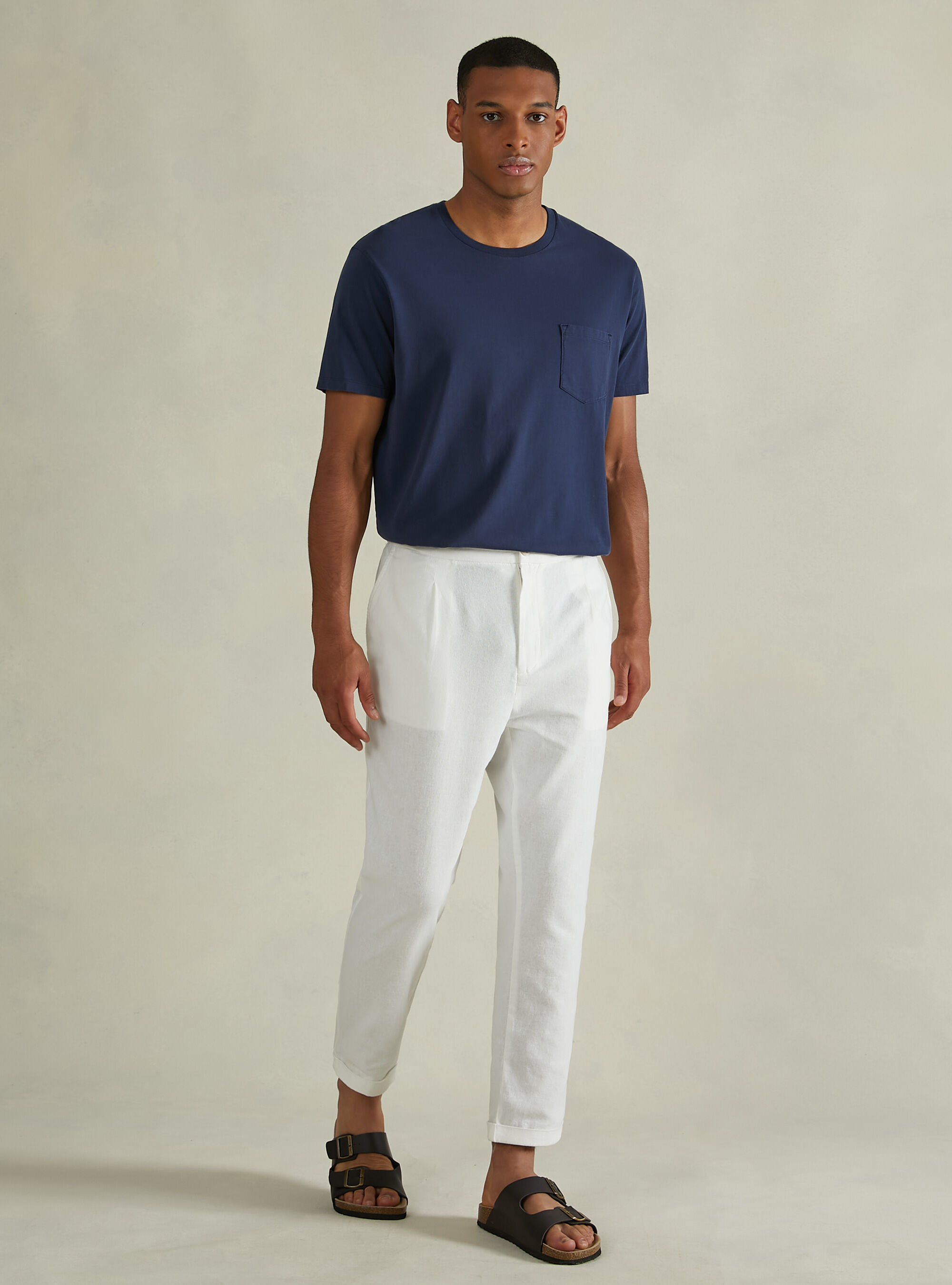 Pantaloni in misto lino con pences