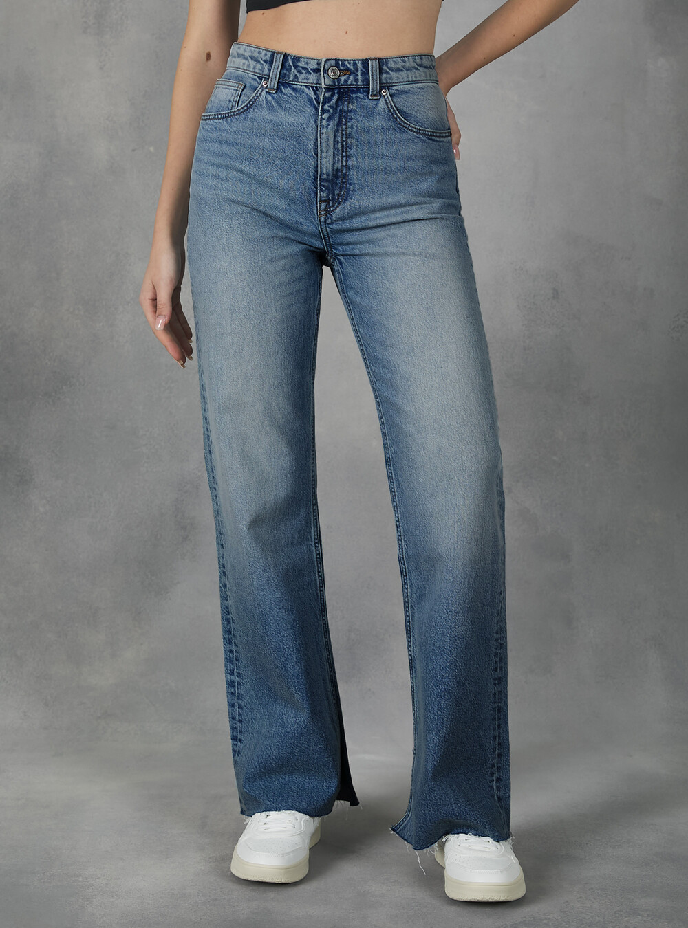 Straight fit jeans with split in stretch denim, Alcott