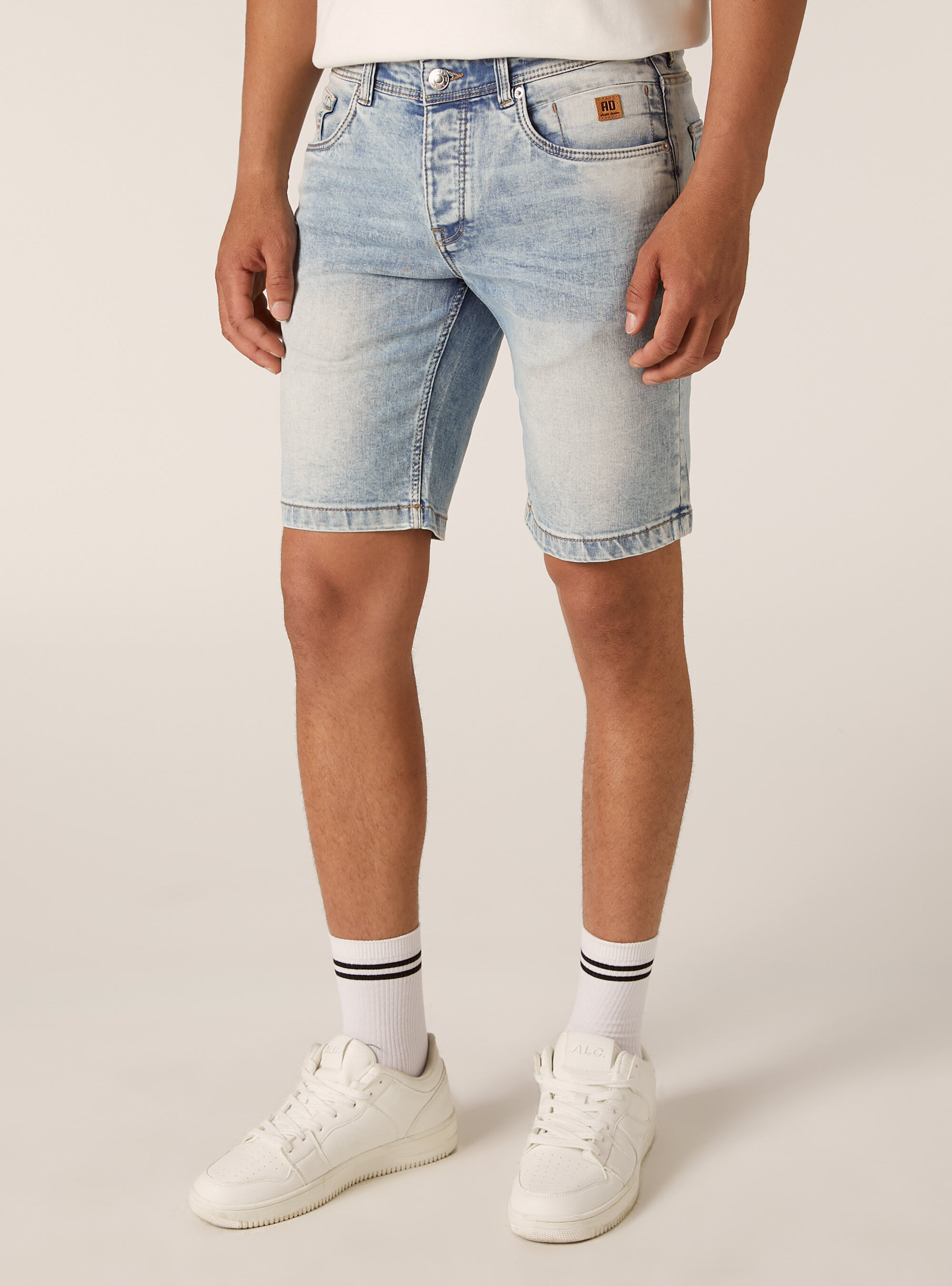 Skinny Fit Denim Bermuda Shorts, D006 AZURE