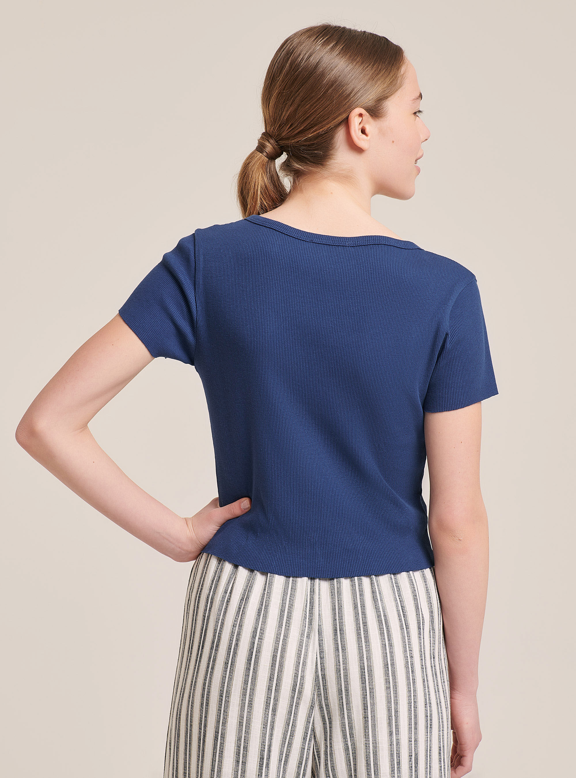T-shirt court col en v, C192 BLUE
