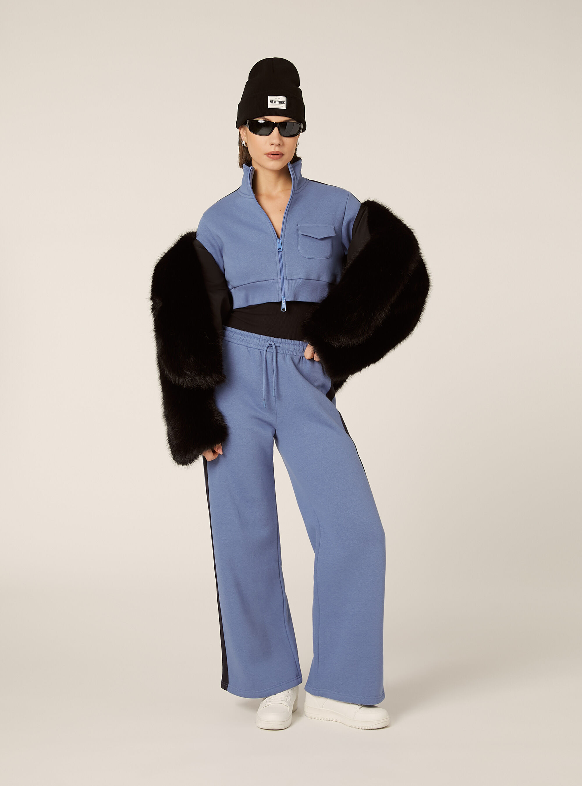 Felpa cropped zip con bande laterali