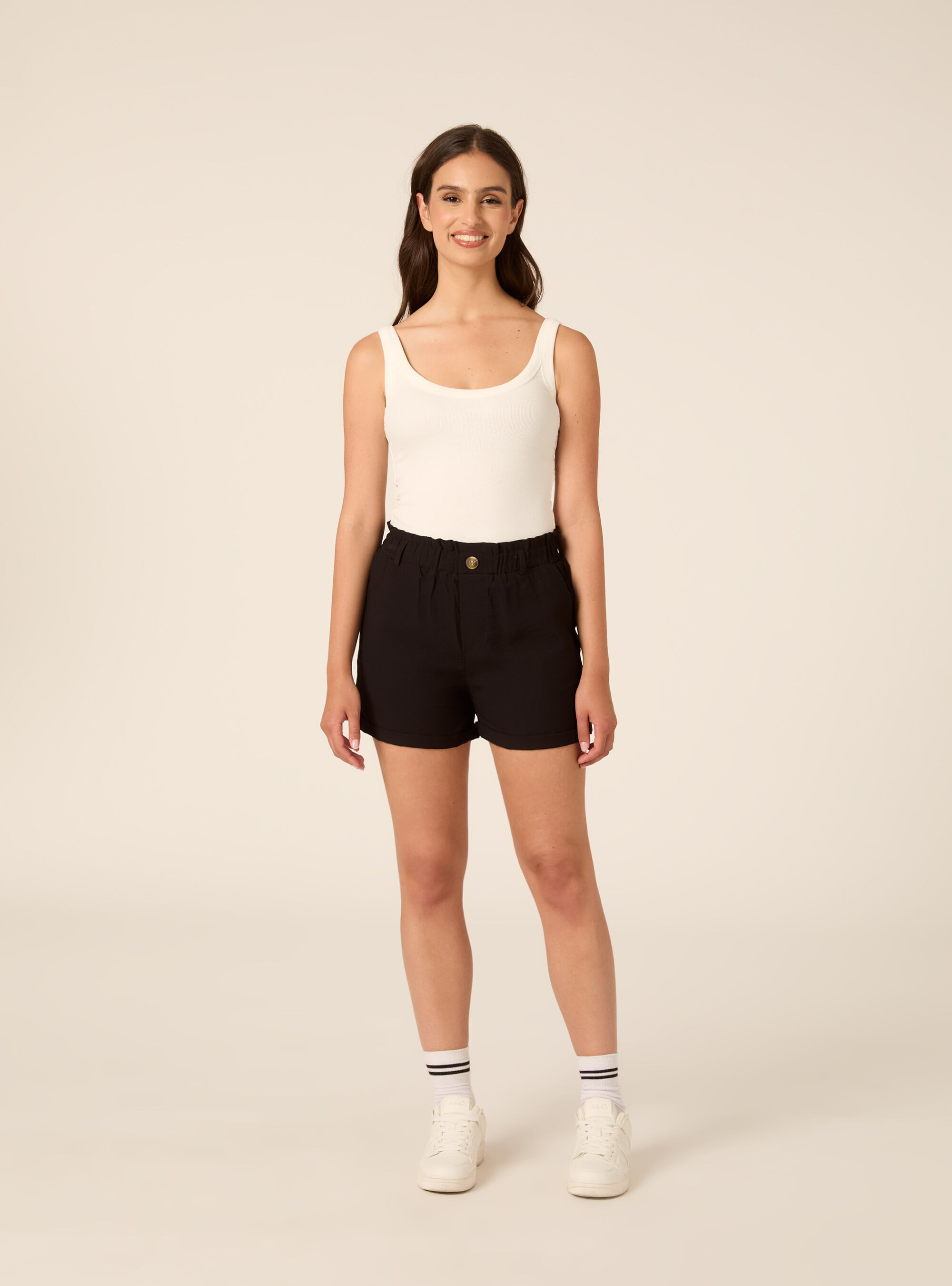 Shorts with candy waist