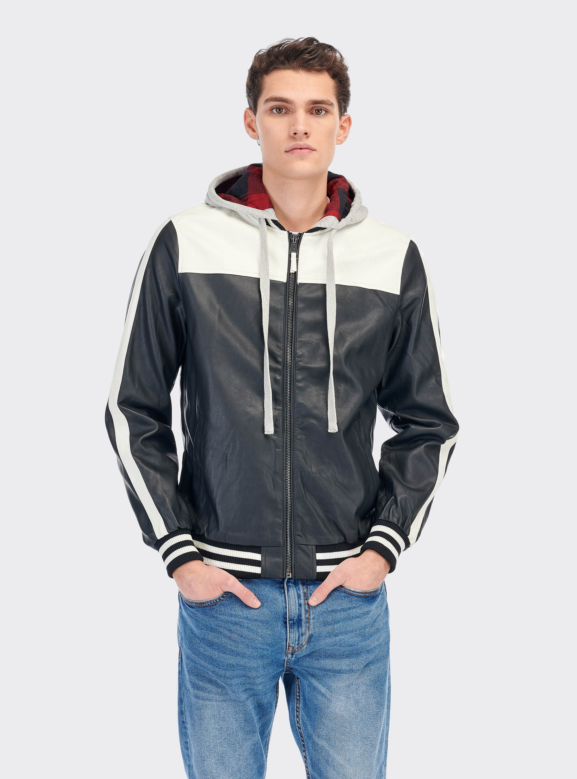 Giubbotto bicolore effetto pelle con cappuccio, C101 BLACK