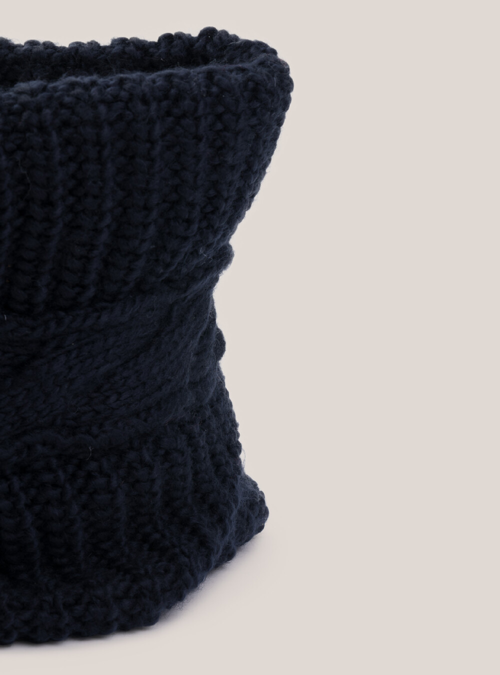 ic_fluent_arrow_enter_24_filled - Main Image